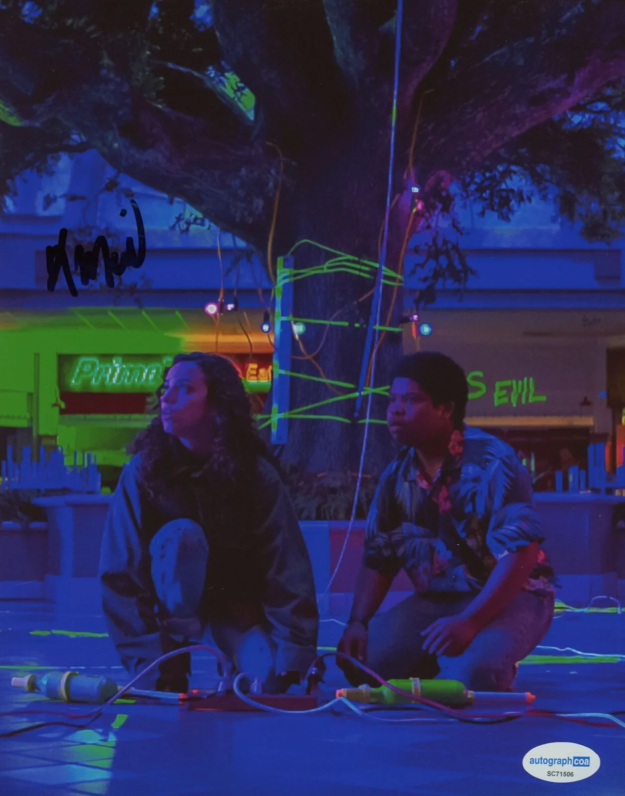 KIANA MADEIRA — iana Madeira signed "FEAR STREET" 8x10 Photo f MALCOLM IN MIDDLE Deena ACOA COA, изображение 3