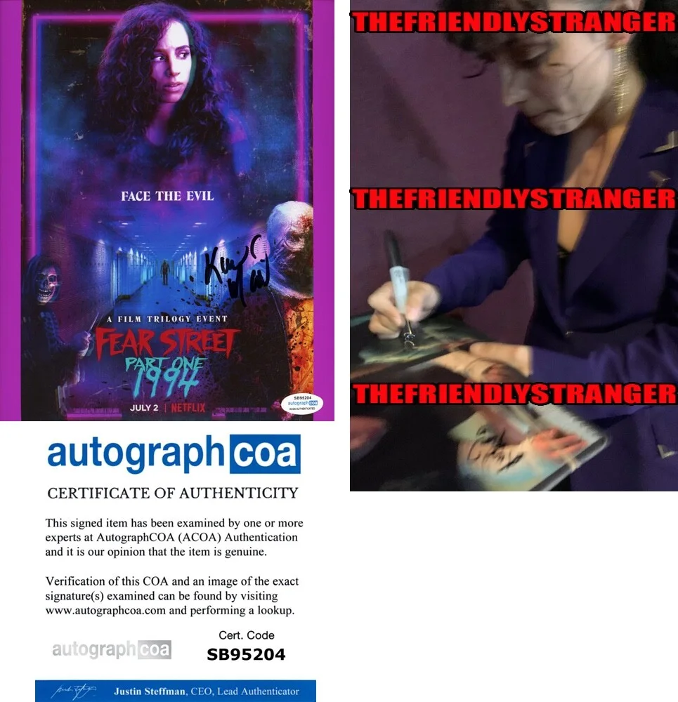 KIANA MADEIRA — iana Madeira signed "FEAR STREET" 8x10 Photo b MALCOLM IN MIDDLE Deena ACOA COA