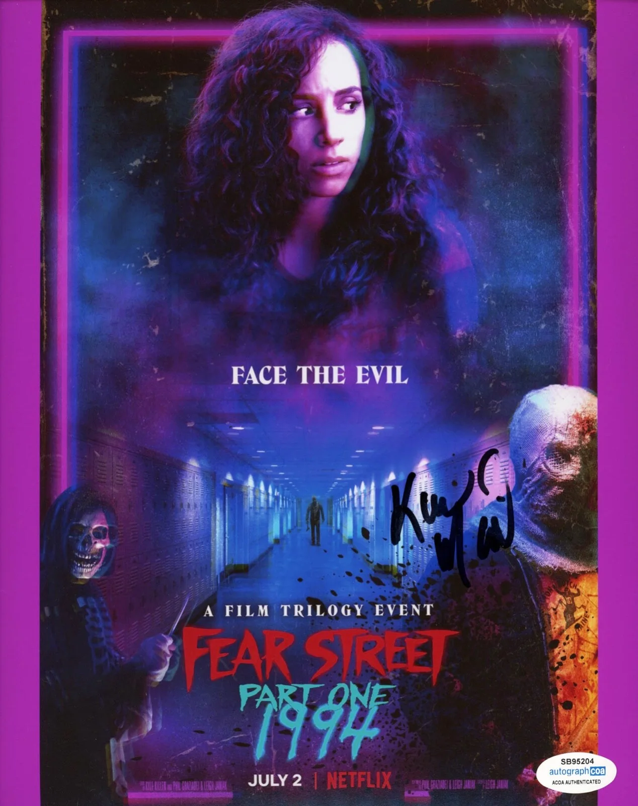 KIANA MADEIRA — iana Madeira signed "FEAR STREET" 8x10 Photo b MALCOLM IN MIDDLE Deena ACOA COA, изображение 3