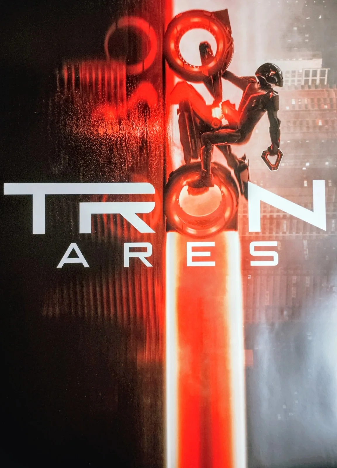 Tron: Ares UK Quad Theatrical Cinema Poster New + Tube Disney Jared Leto, изображение 3