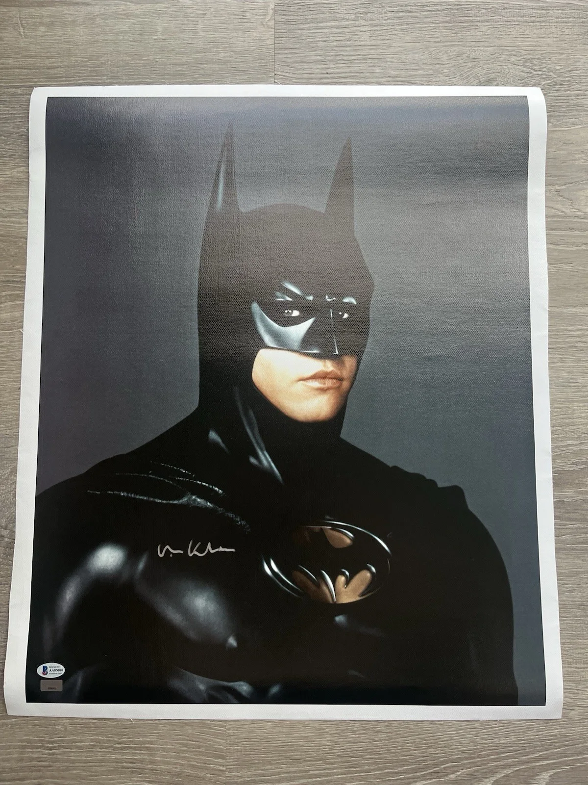 Val Kilmer — Val Kilmer Signed Batman 20x24 Canvas Beckett COA DC Marvel Bruce Wayne, image 2
