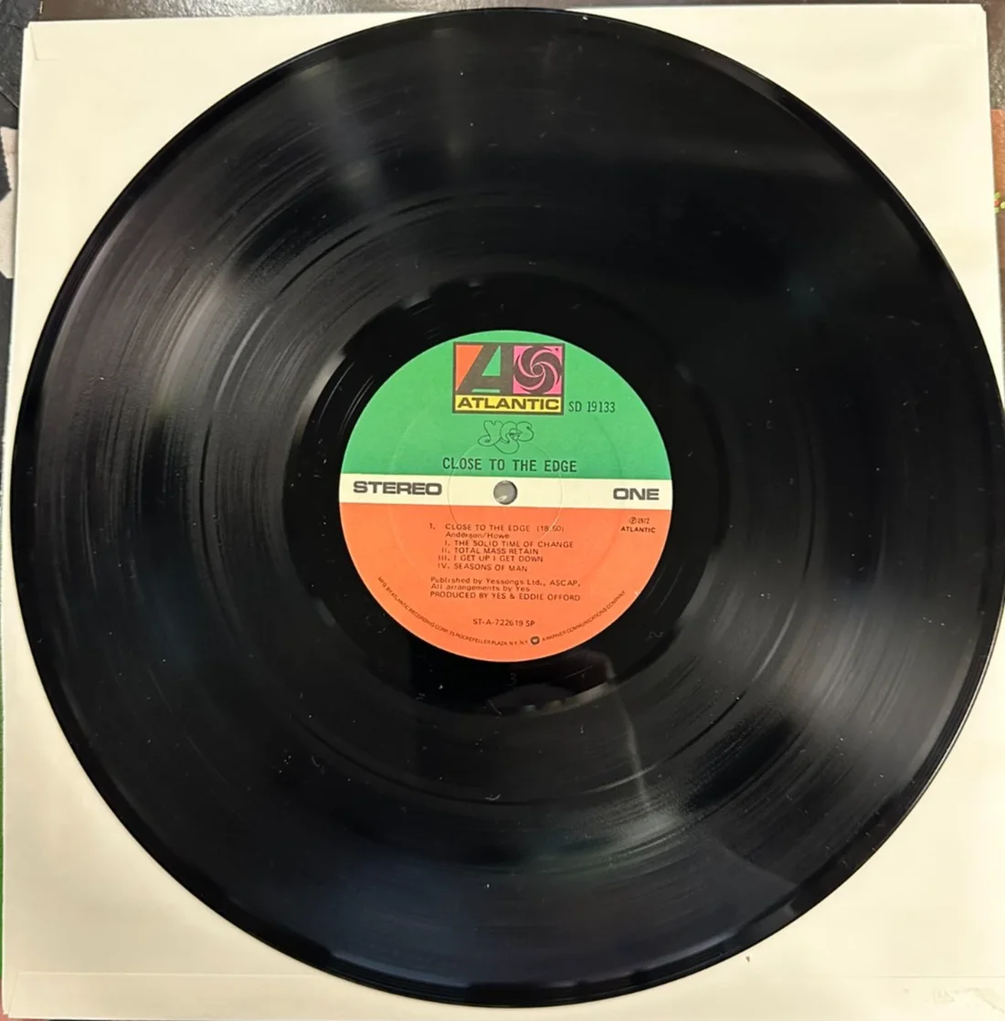 YES Signed Close to the Edge Record Album Jon Anderson White Squire Howe BAS, изображение 4