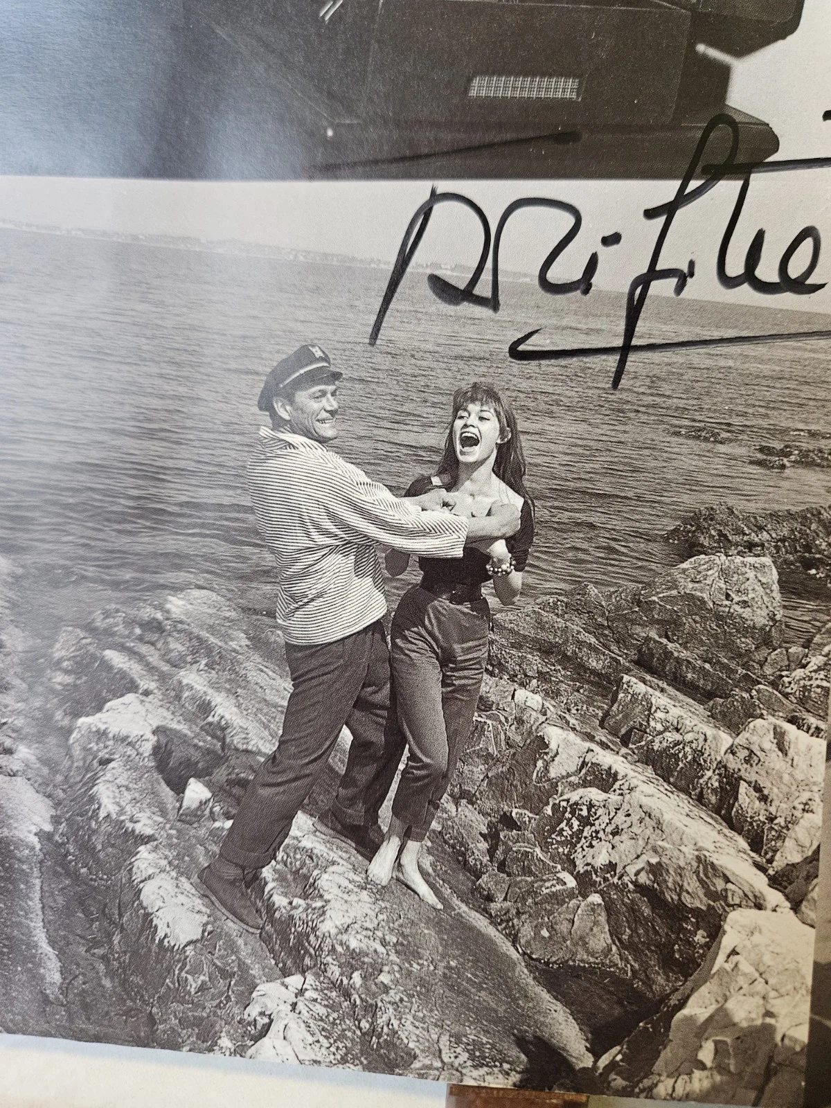 AUTHENTIC BRIGITTE BARDOT SIGNED PICTURES - 2 Autographs- Beautiful Young Photo, изображение 3