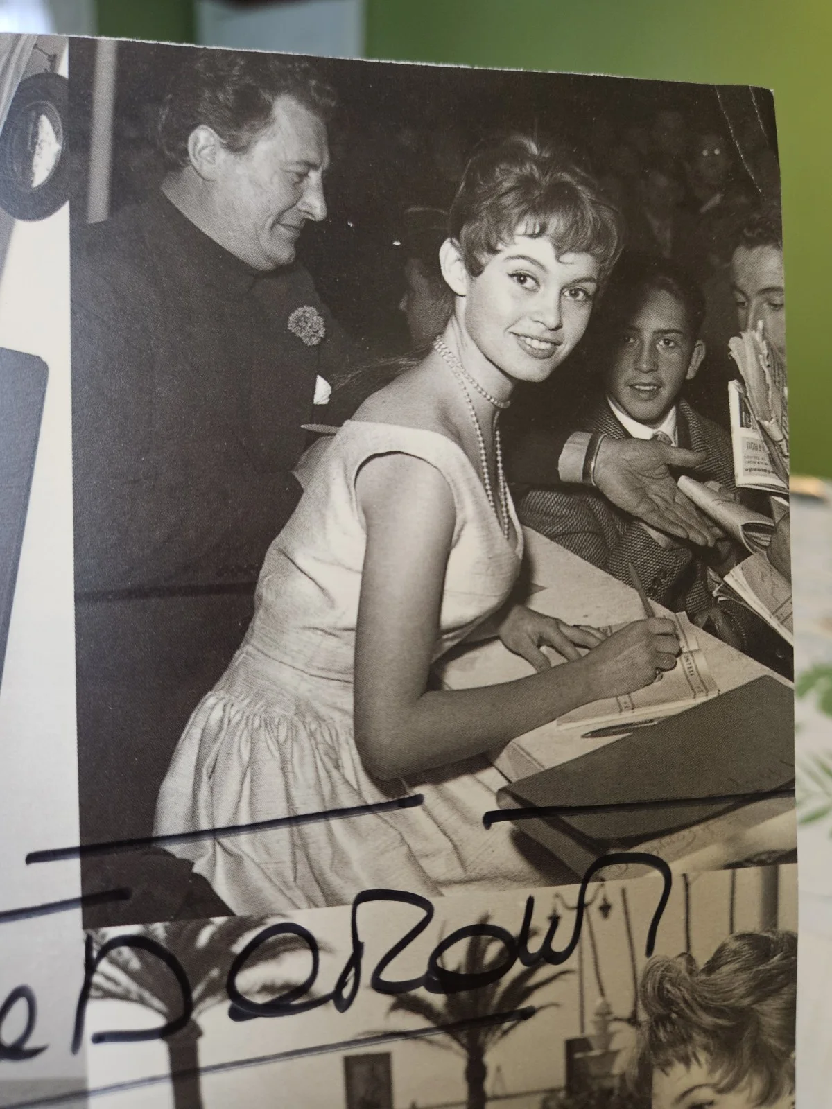 AUTHENTIC BRIGITTE BARDOT SIGNED PICTURES - 2 Autographs- Beautiful Young Photo, изображение 5