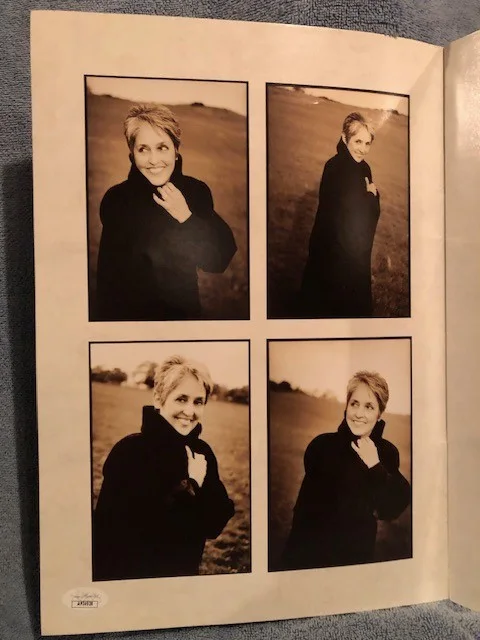 Joan Baez — SIGNED / JSA CERTIFIED Joan Baez 2000 Tour Program, image 4