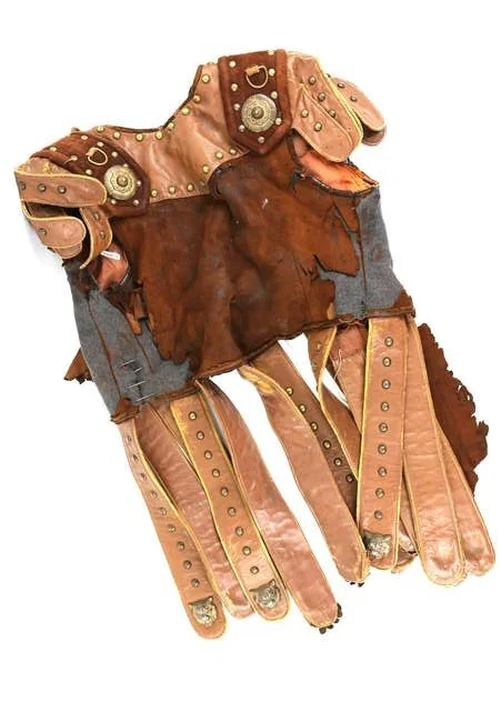 WESTERN COSTUME COMPANY OF JULIUS CEASAR FILM USED BODY LEATHER TUNIC, изображение 2