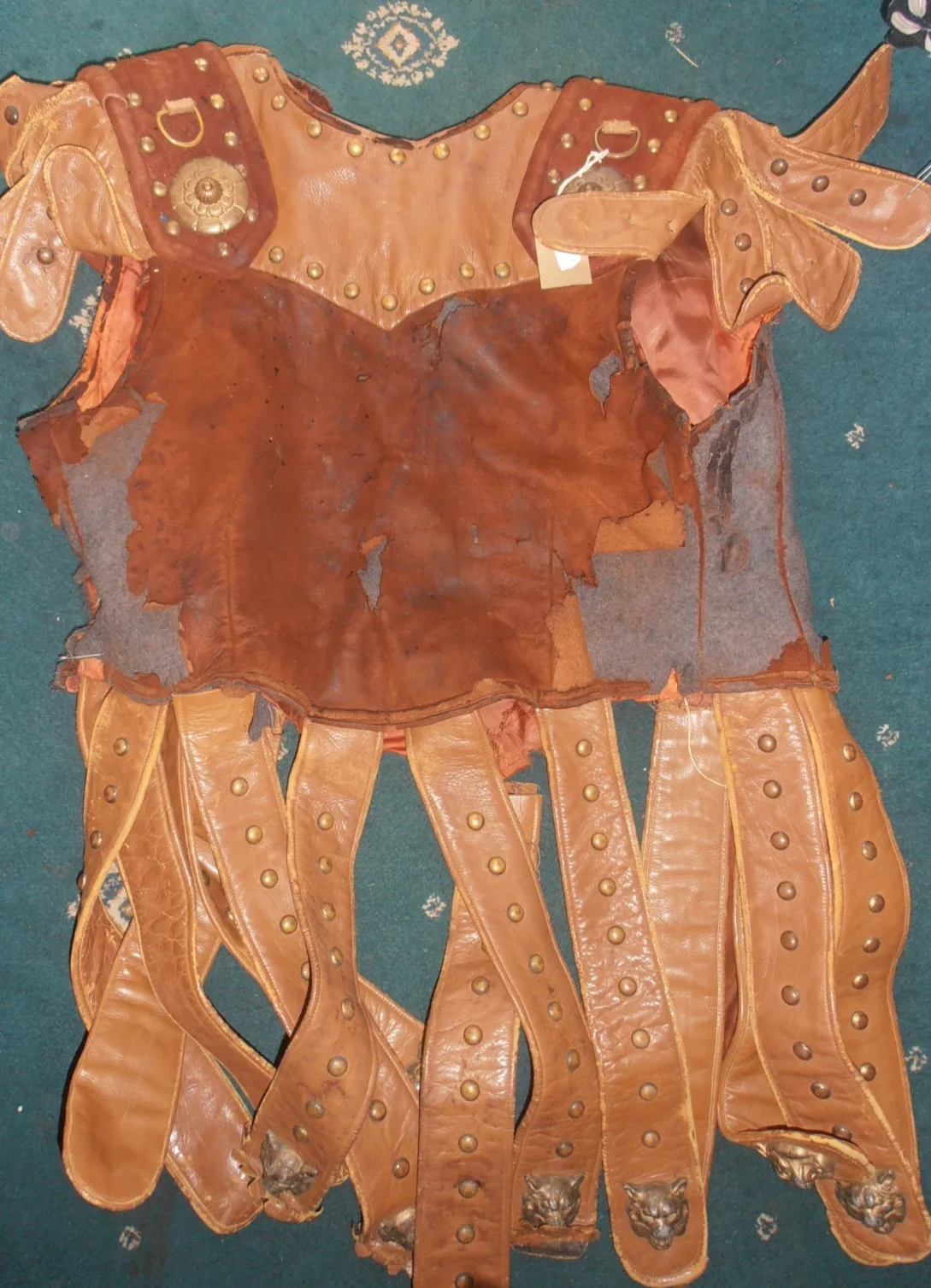 WESTERN COSTUME COMPANY OF JULIUS CEASAR FILM USED BODY LEATHER TUNIC, изображение 4