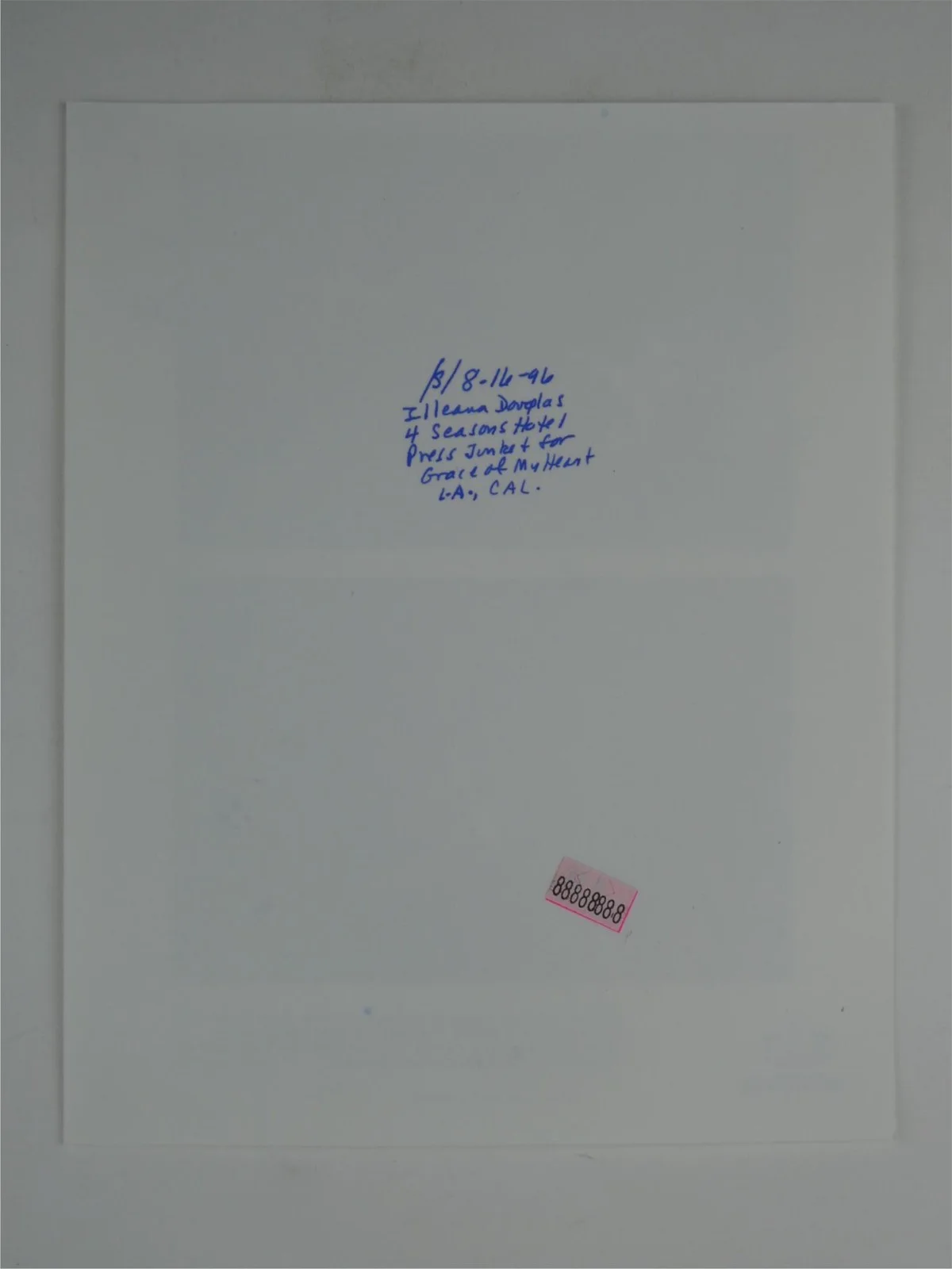 Illeana Douglas — Illeana Douglas Signed B&W 8x10 Promo Photo Grace Of My Heart Autographed, изображение 3