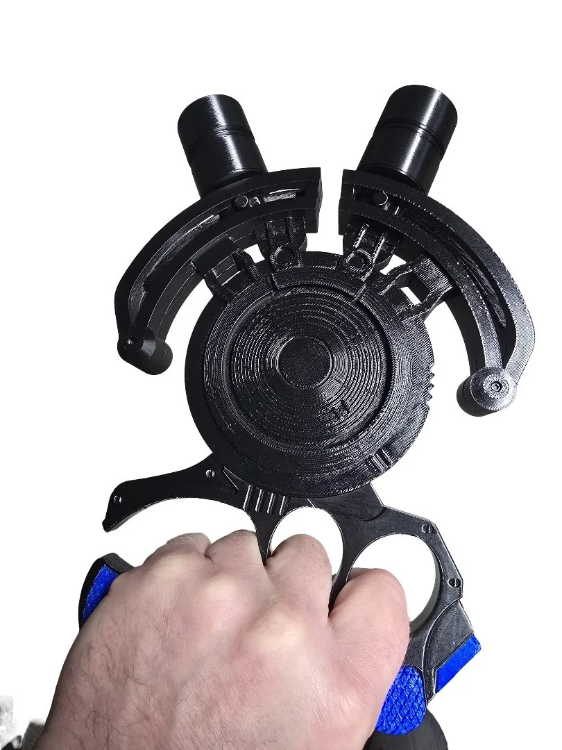 Batman Grappling Line Launcher – Arkham City Style 3D Printed Display Prop, image 3