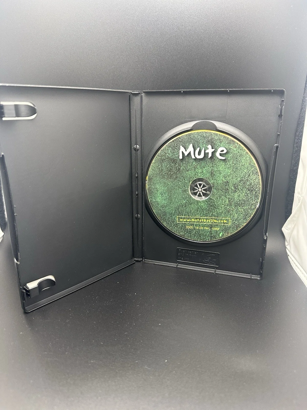 Melissa Joan Hart — Melissa Joan Hart (Actress) Signed CD MUTE ACADEMY AWARD WINNER AUTO (28), image 4