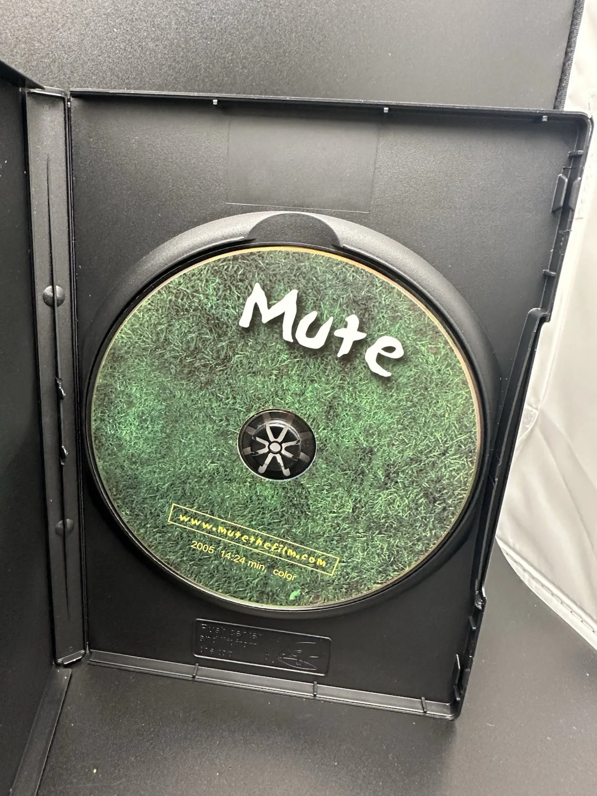 Melissa Joan Hart — Melissa Joan Hart (Actress) Signed CD MUTE ACADEMY AWARD WINNER AUTO (27), image 3