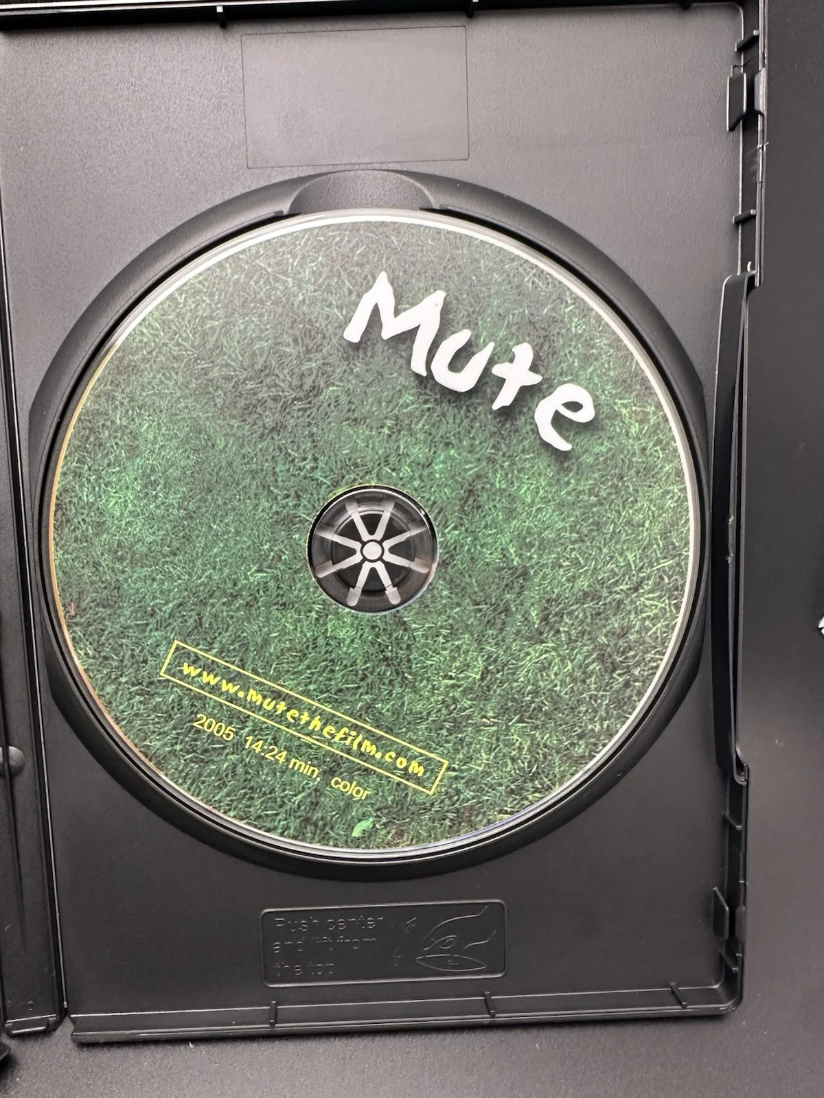 Melissa Joan Hart — Melissa Joan Hart (Actress) Signed CD MUTE ACADEMY AWARD WINNER AUTO (26), image 3