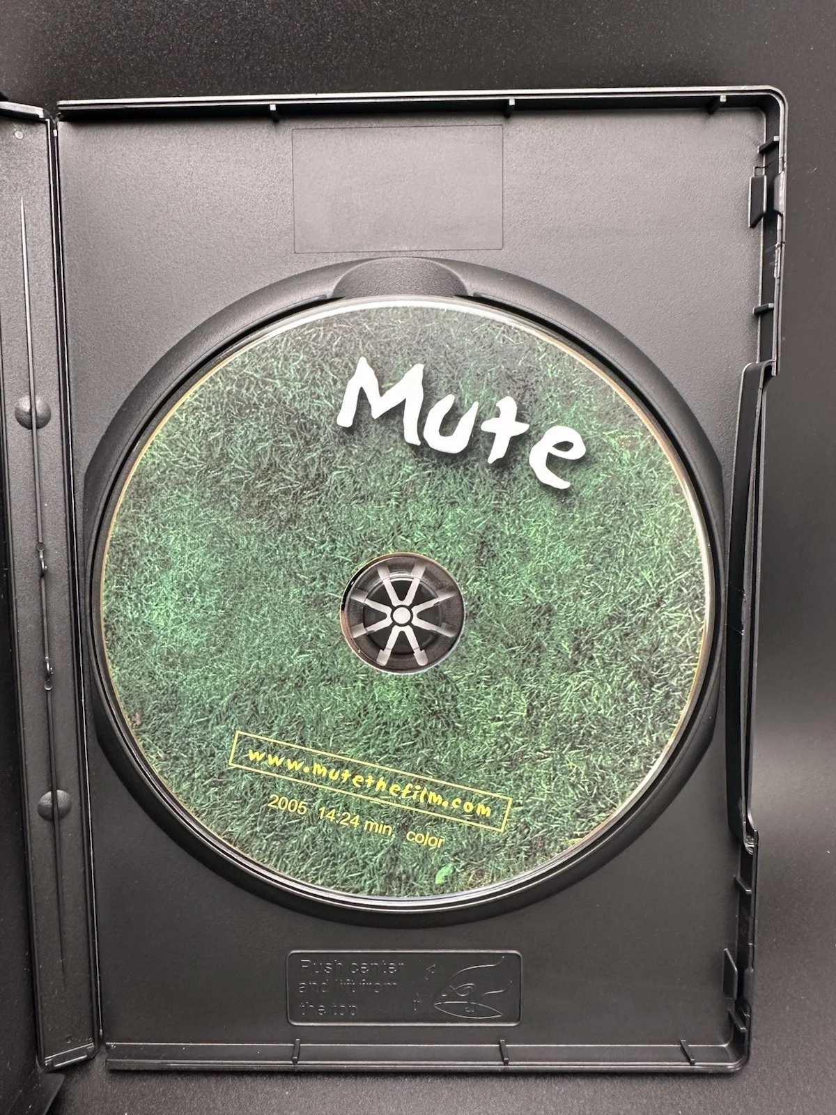 Melissa Joan Hart — Melissa Joan Hart (Actress) Signed CD MUTE ACADEMY AWARD WINNER AUTO (24), image 3