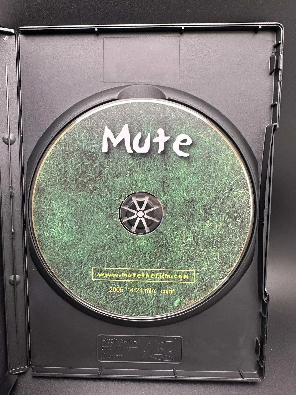 Melissa Joan Hart — Melissa Joan Hart (Actress) Signed CD MUTE ACADEMY AWARD WINNER AUTO (22), image 3