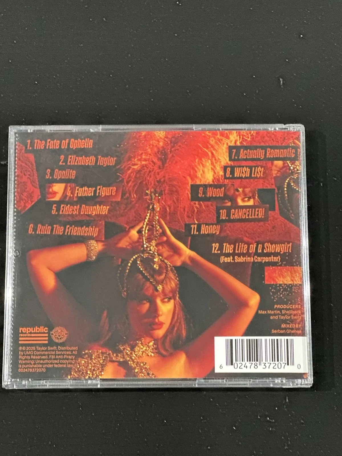 Taylor Swift The Life of a Showgirl CD Hand Signed Autographed Photo 4 W/ Heart, изображение 5
