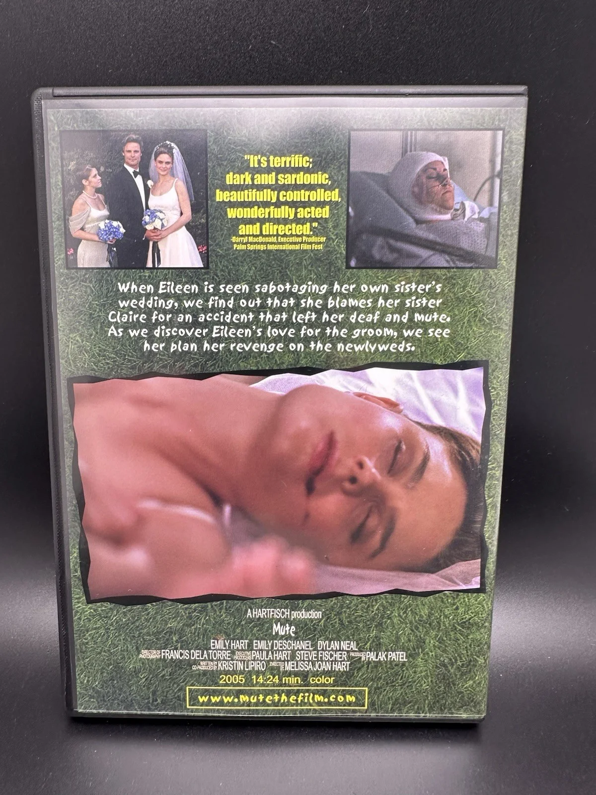 Melissa Joan Hart — Melissa Joan Hart (Actress) Signed CD MUTE ACADEMY AWARD WINNER AUTO (3), image 2