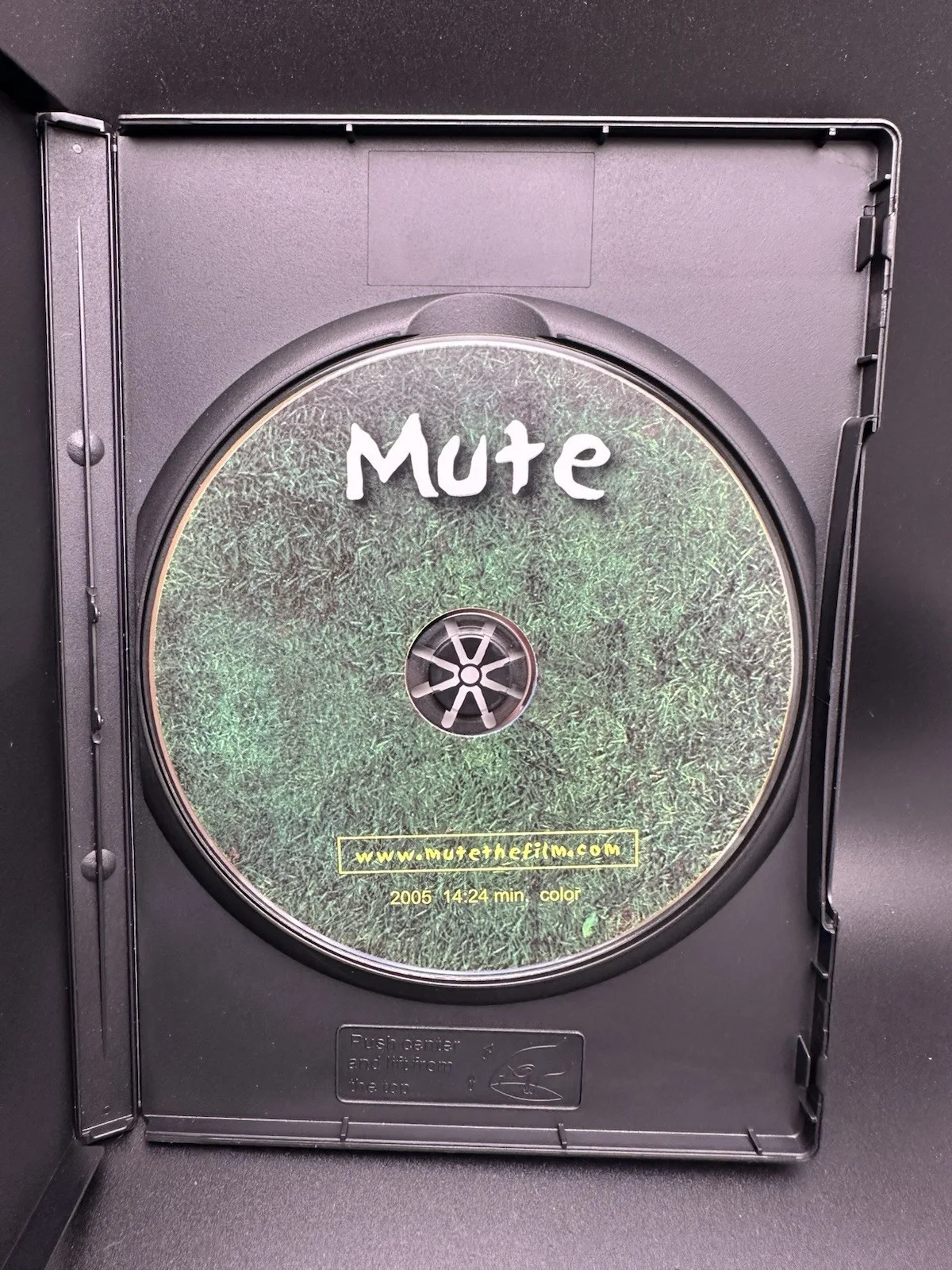 Melissa Joan Hart — Melissa Joan Hart (Actress) Signed CD MUTE ACADEMY AWARD WINNER AUTO (1), image 3