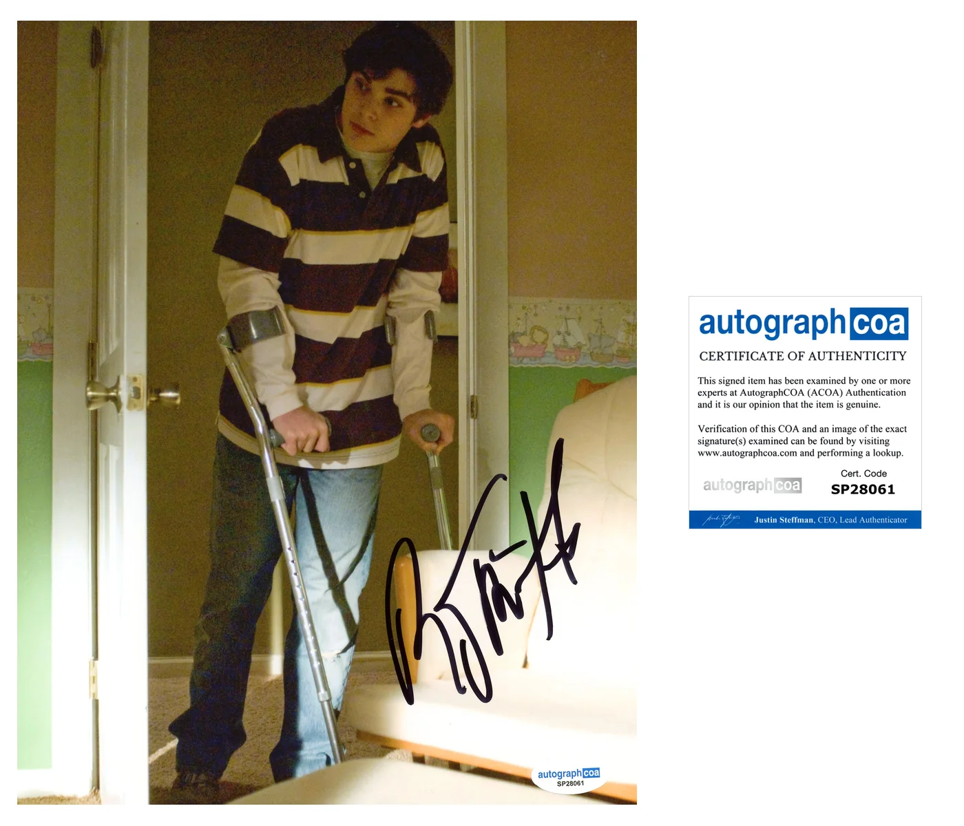 RJ Mitte — RJ Mitte ‘Breaking Bad’ Signed 8x10 Photo ‘Walter White Jr.' ACOA