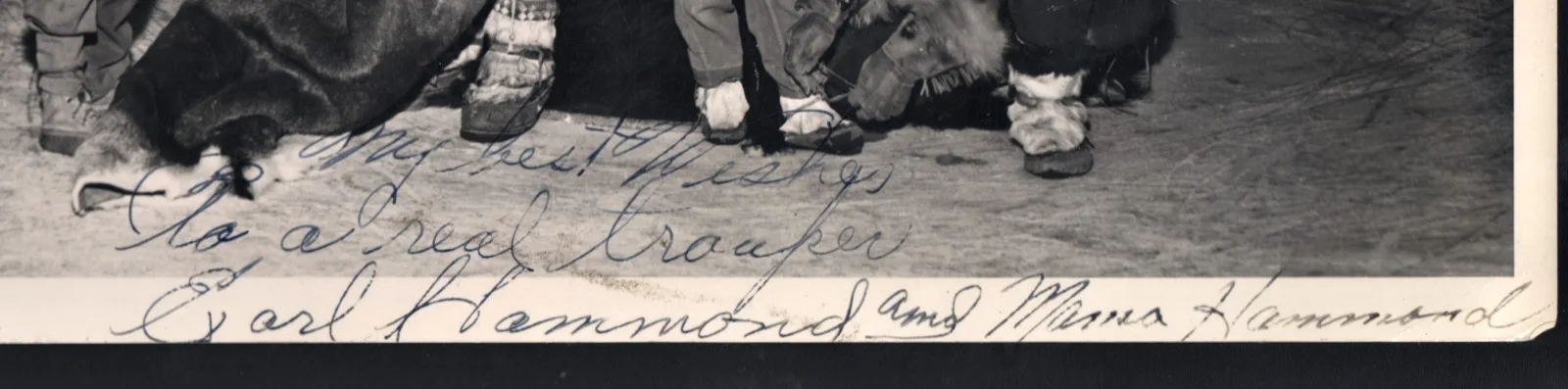 Vintage Earl Hammond Signed Photograph with wife and children Winter Scene, изображение 2