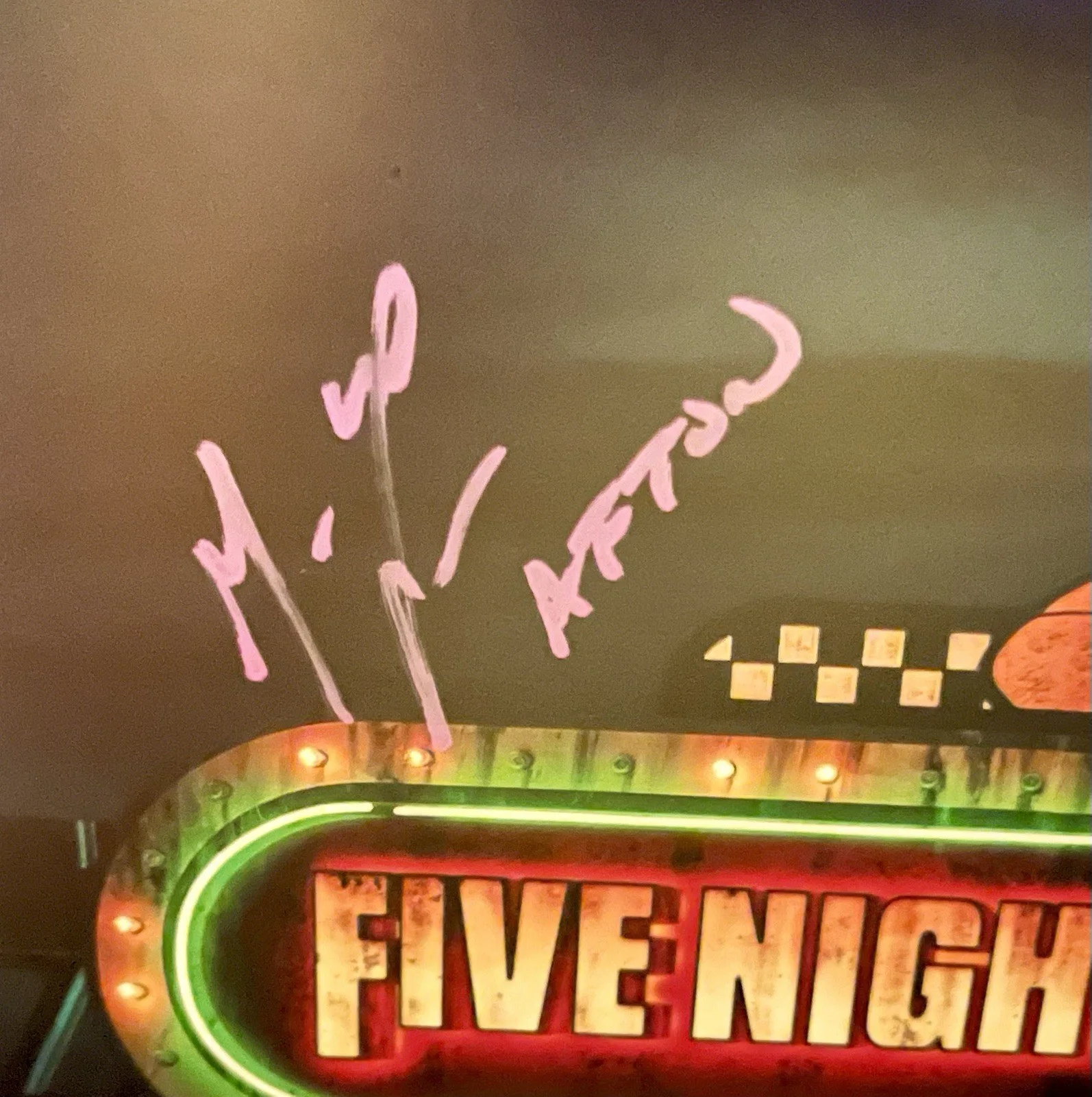 Matthew Lillard, Kevin Foster — Five Nights at Freddy's Matthew Lillard, Kevin Foster Signed 11 X 17 JSA, image 2
