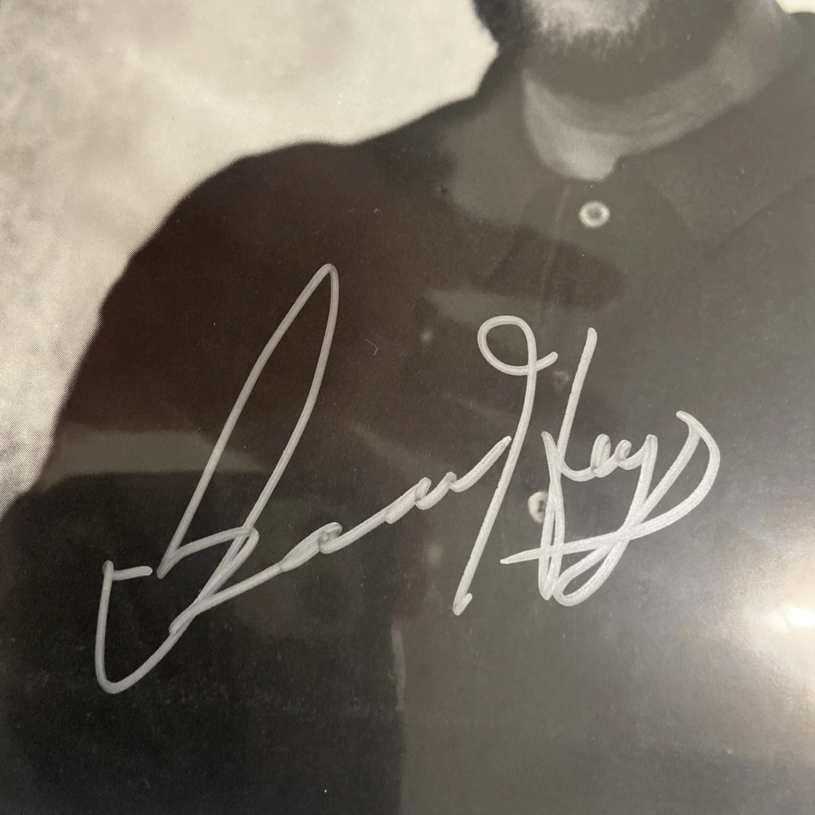 Isaac Hayes — Isaac Hayes Signed 8x10 b&w Photo Autograph South Park Singer RIP, image 2