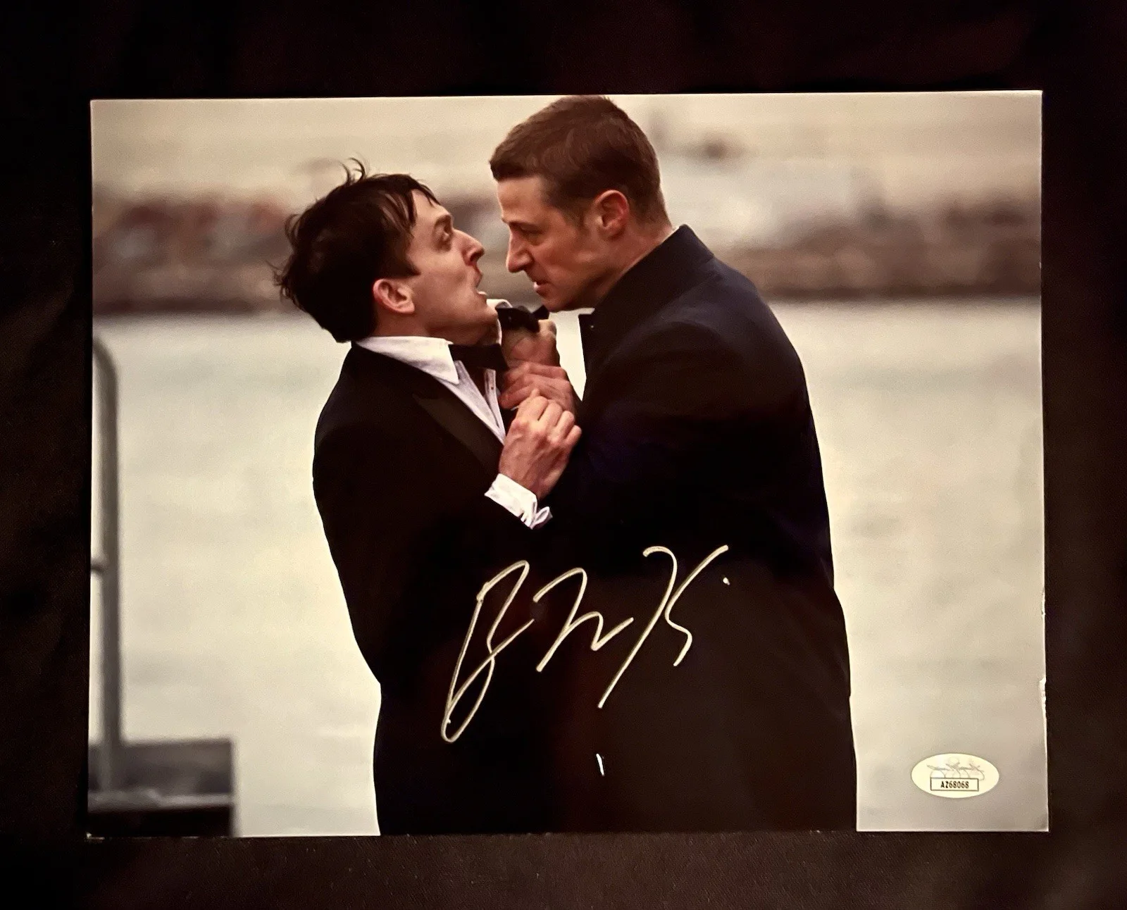 Ben McKenzie — Ben McKenzie Signed 9X11 Gotham James Gordon Autograph Photo JSA