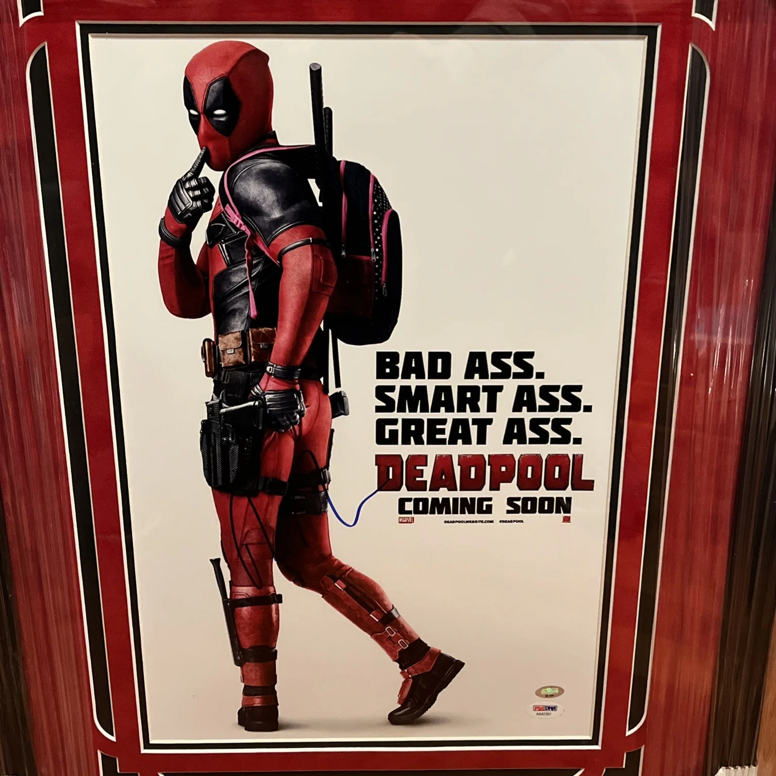 Ryan Reynolds — Ryan Reynolds Signed Deadpool Framed PSA, image 2