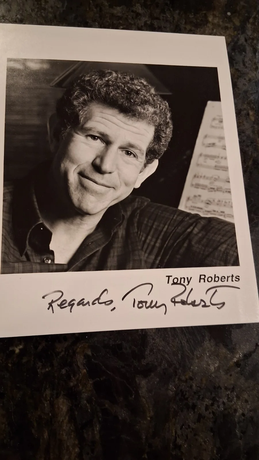 Tony Roberts — Tony Roberts signed B&W 8x10 photo, image 4