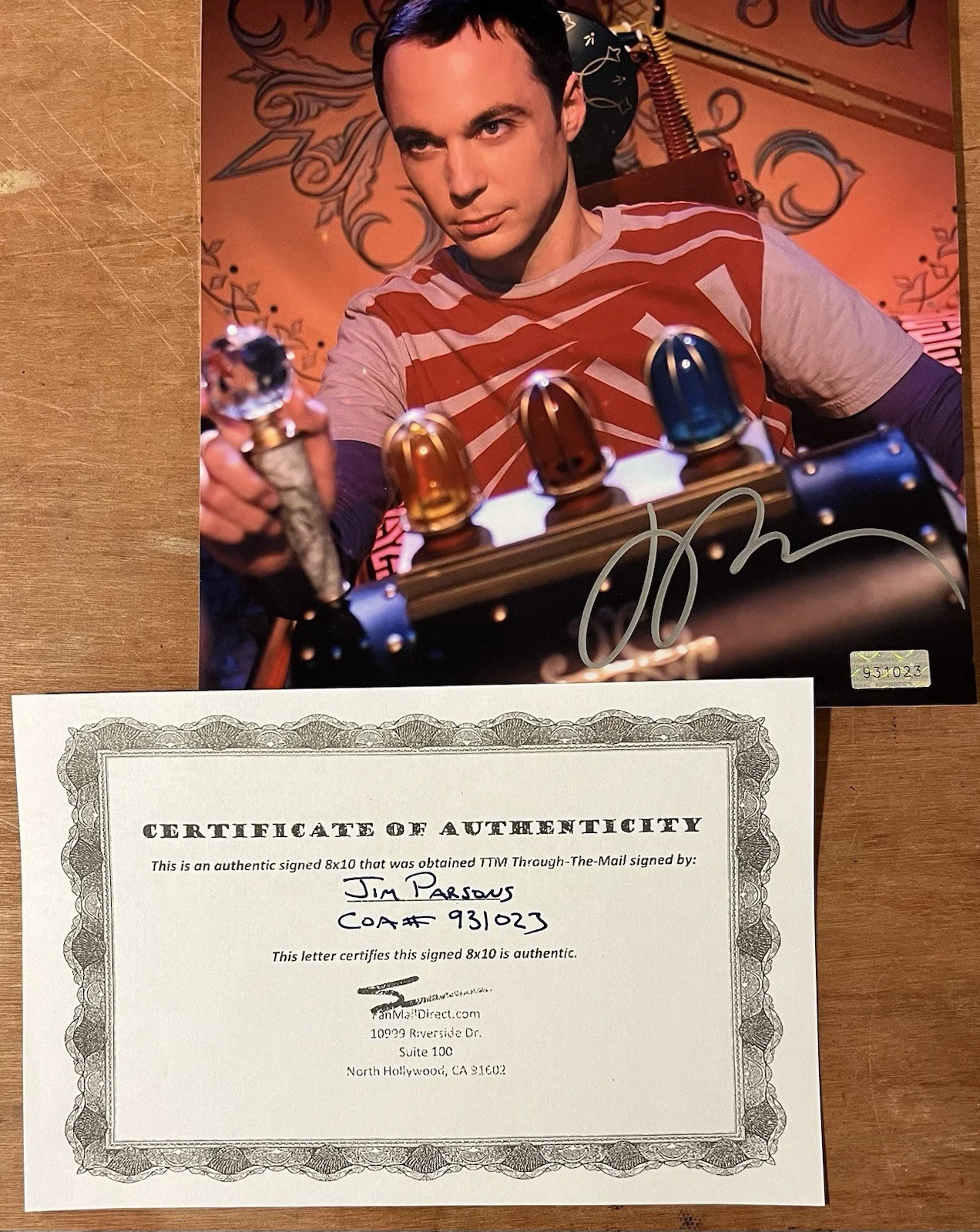 Jim Parsons Signed Autographed 8x10 Big Bang Theory Sheldon Cooper Photo w/ COA, image 2
