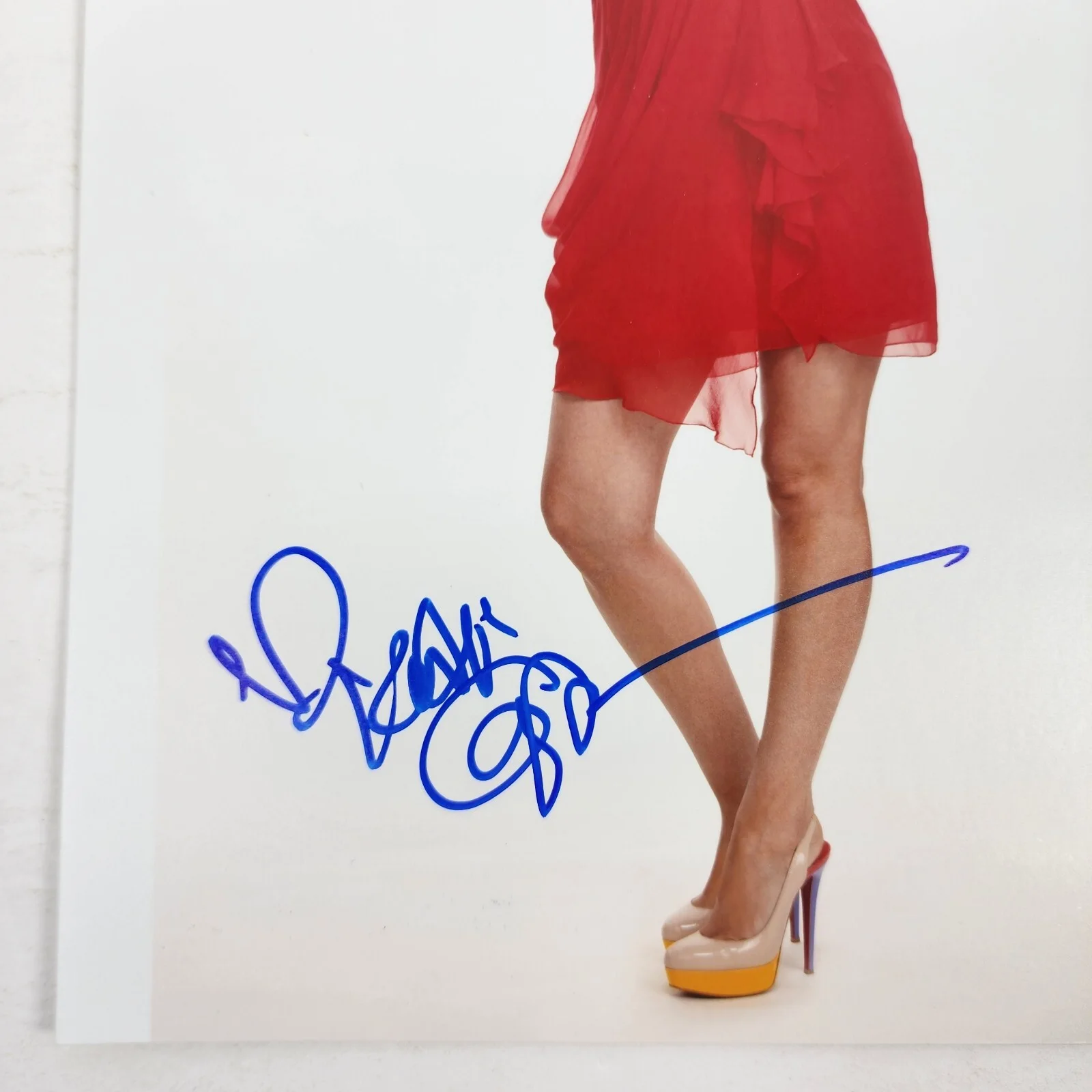 Katie Cazorla — Actress/TV Personality Katie Cazorla Signed 8x10 Autograph (No COA) Picture, image 5