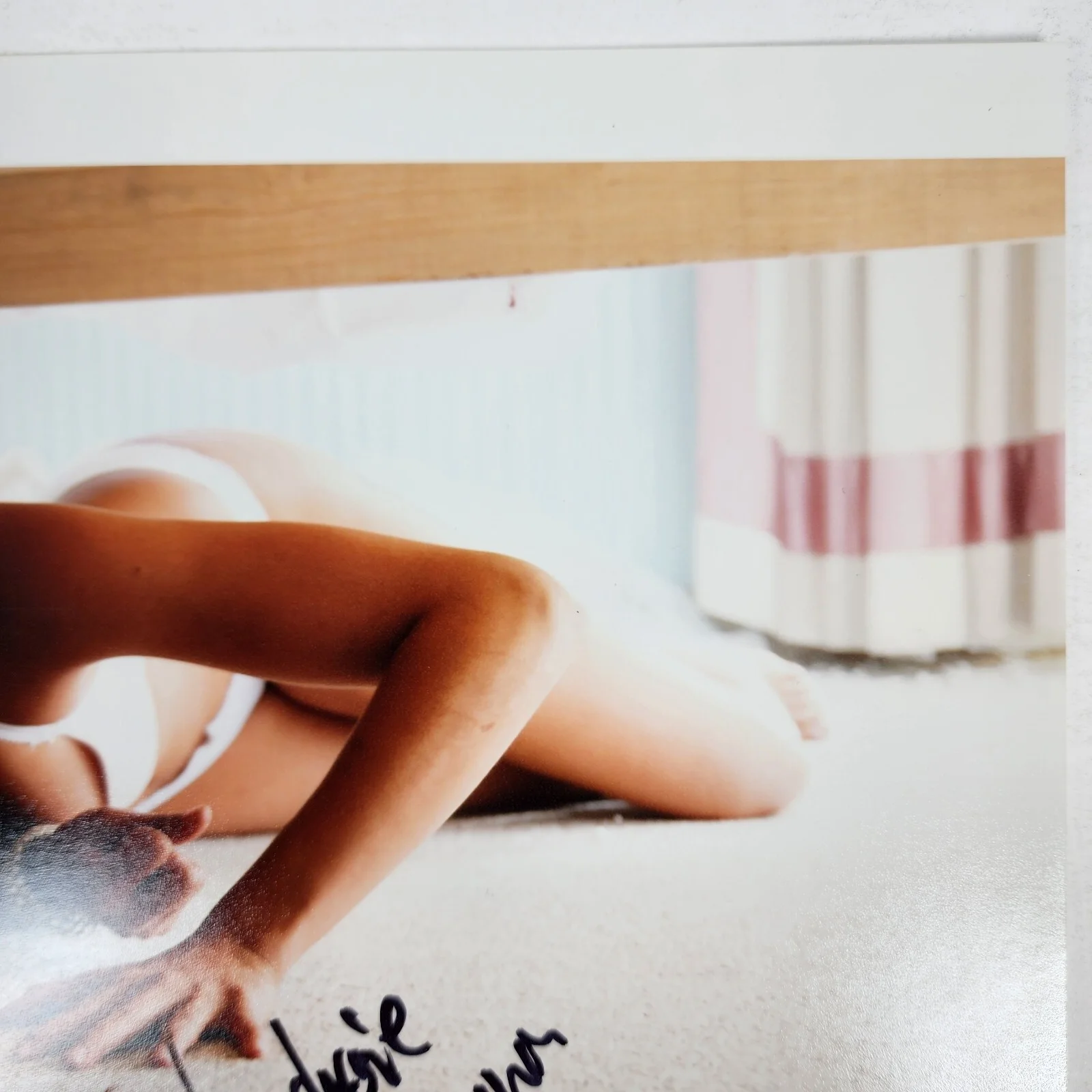 Stephanie Sigman — Actress Stephanie Sigman Signed 8x10 Autograph (No COA) Photo Picture, image 4