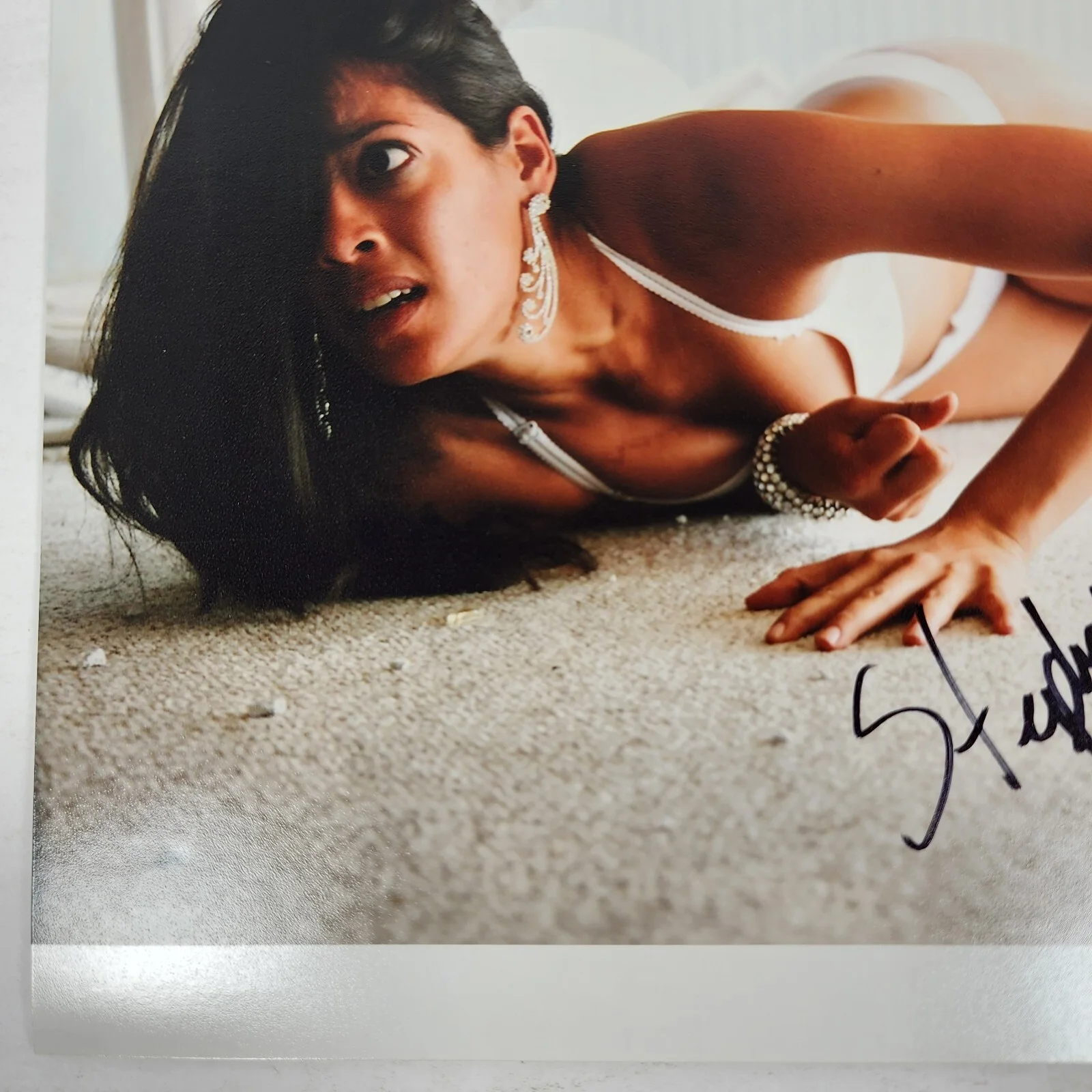 Stephanie Sigman — Actress Stephanie Sigman Signed 8x10 Autograph (No COA) Photo Picture, image 5