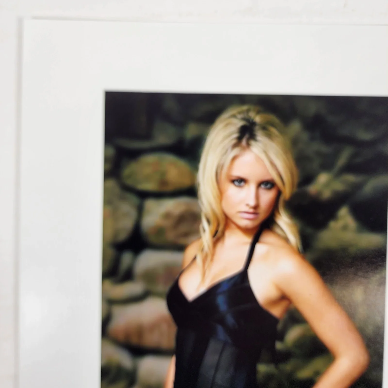 Caitlin Thompson — Actress Caitlin Thompson Signed 8x10 Autograph (No COA) Photo Picture, image 3