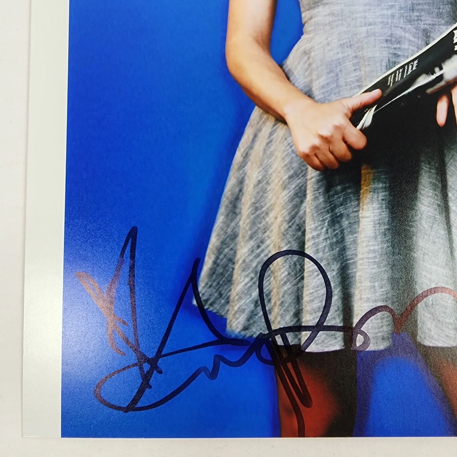 Amy Paffrath — E! News Now/Jersey Shore TV Host Amy Paffrath Signed 8x10 Autograph (No COA), изображение 5