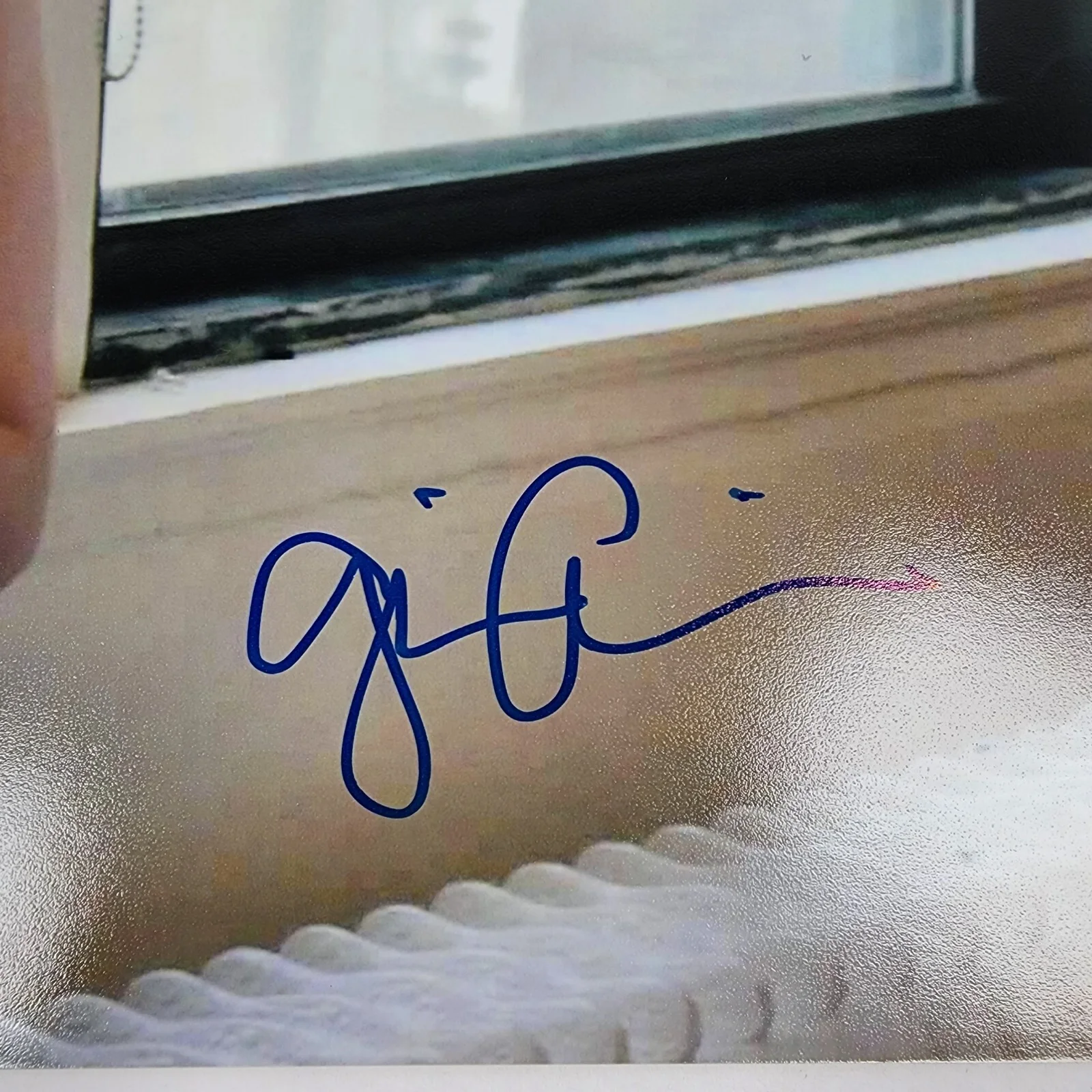Gia Crovatin — Actress Gia Crovatin Signed 8x10 Autograph (No COA) Photo Picture, изображение 2