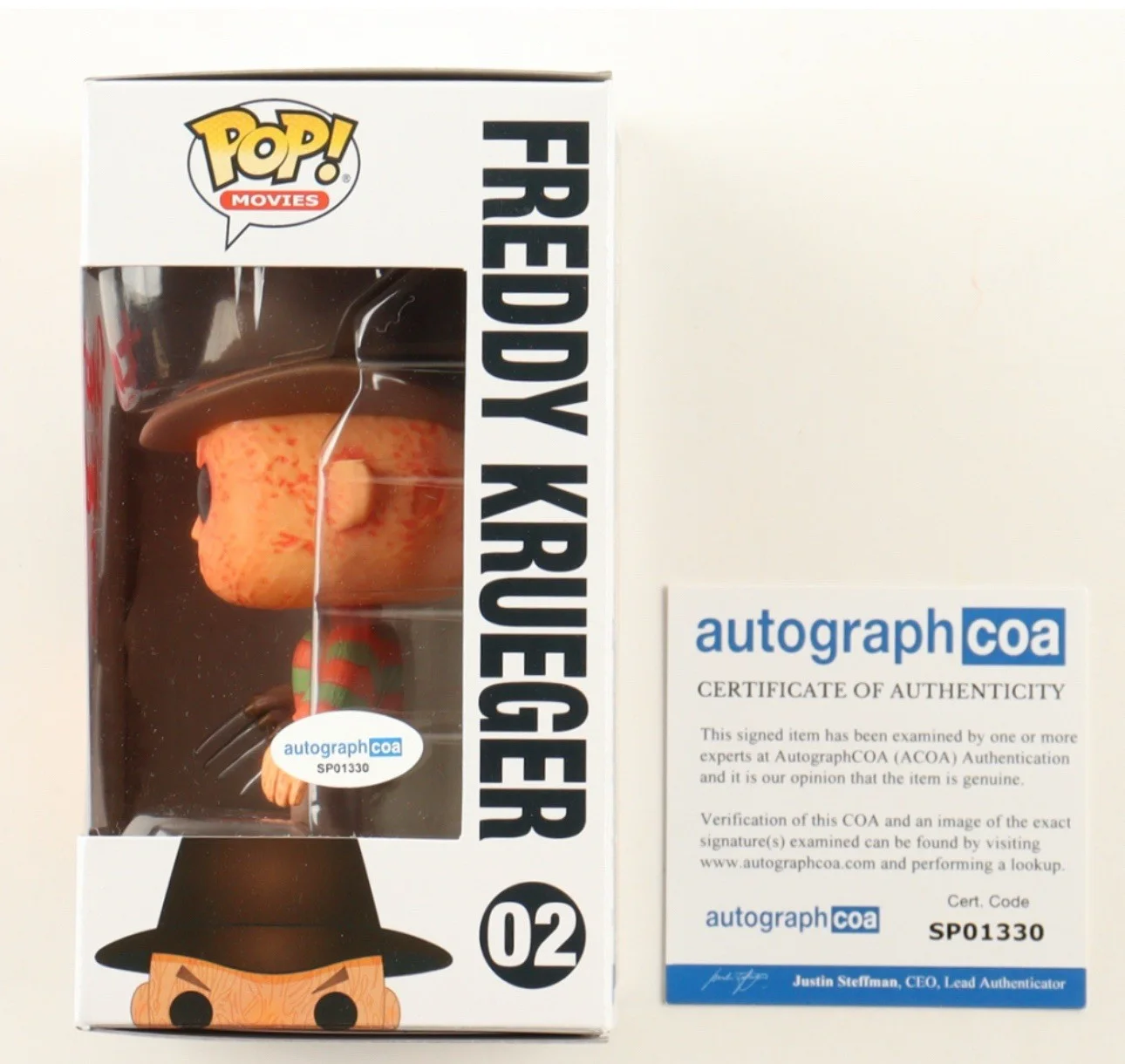 ROBERT ENGLUND — Robert Englund Signed Freddy Krueger Funko Pop Nightmare on Elm Street ACOA COA, image 2