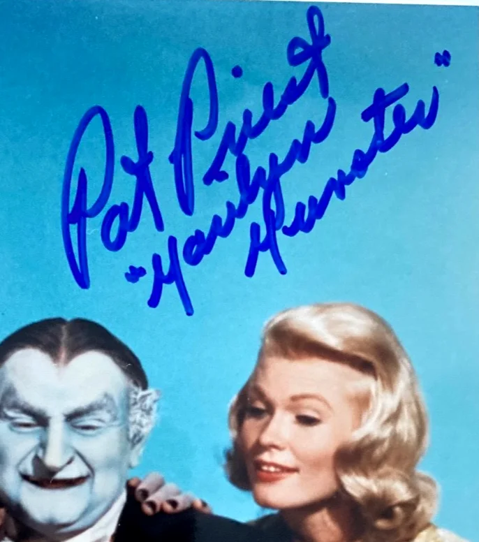 Butch Patrick, Pat Priest — *SIGNED* Butch "EDDIE" Patrick & Pat "MARILYN" Priest "THE MUNSTERS" 8x10 Photo, изображение 2