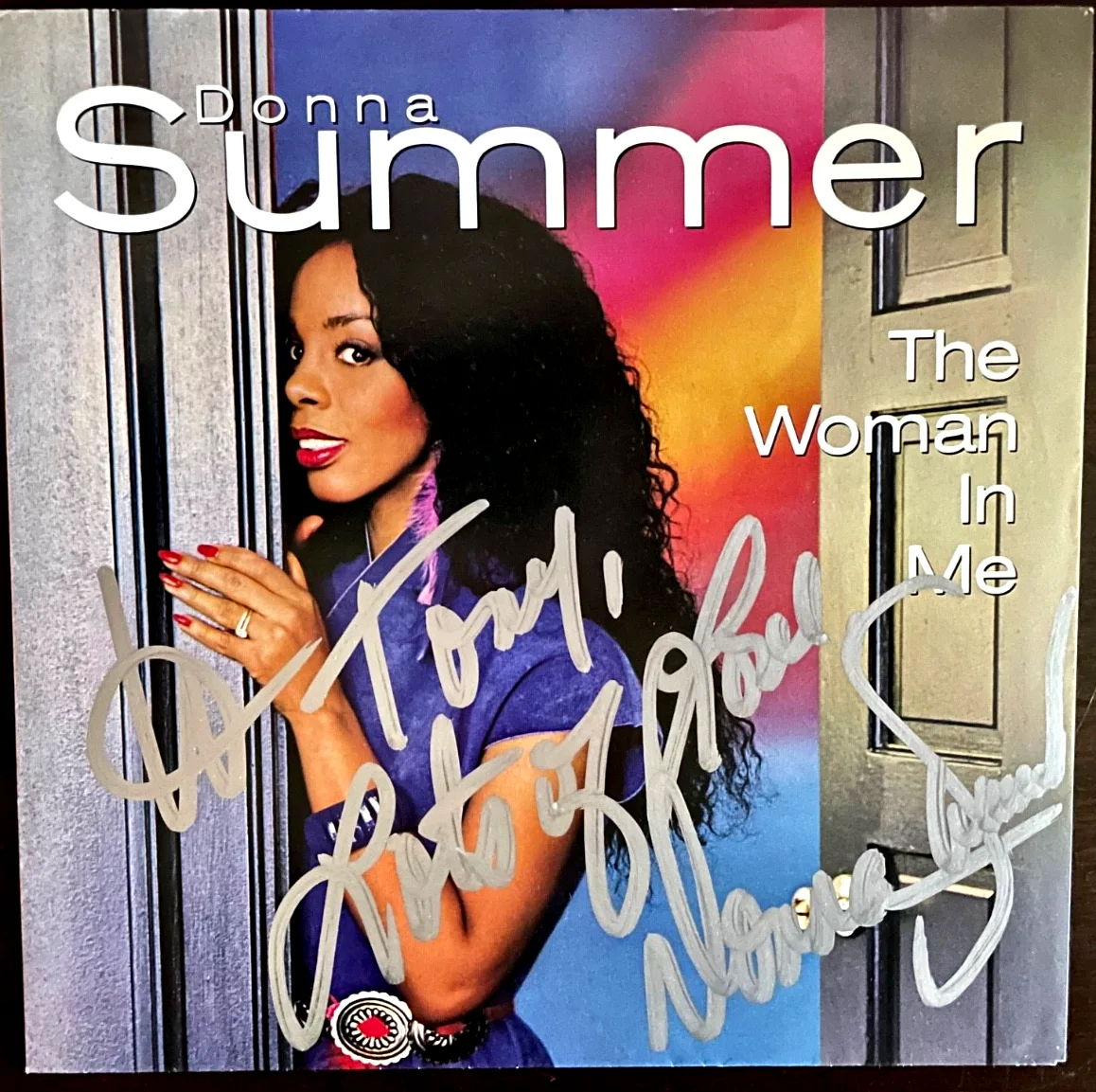 DONNA SUMMER Hand Signed Autographed 45 Record cover In Person /COA, изображение 3