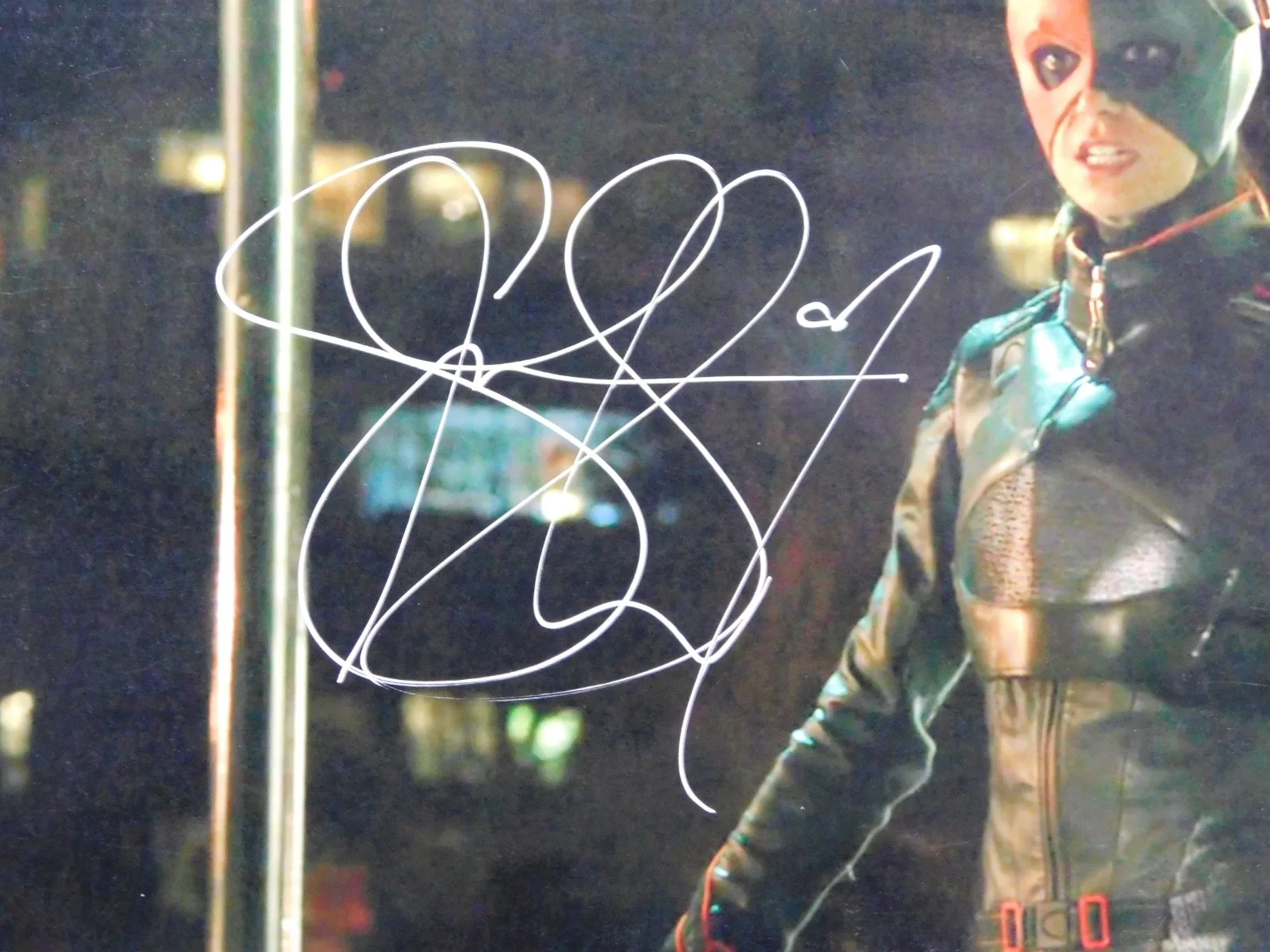 Summer Glau — Summer Glau Signed Auto 8x10 Photo Terminator JSA COA, image 2