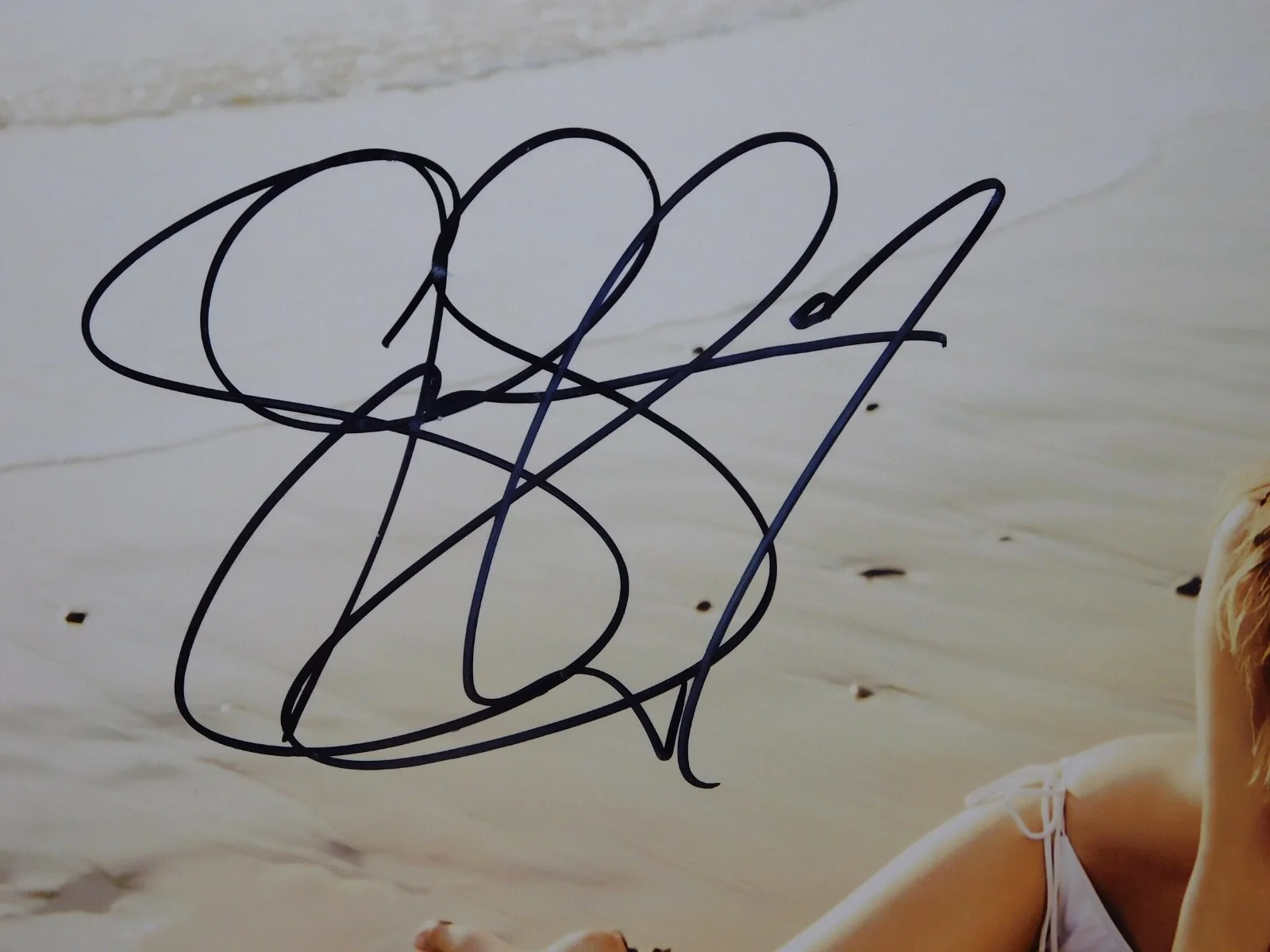 Summer Glau — Summer Glau Signed Auto 8x10 Photo Terminator JSA COA, image 2