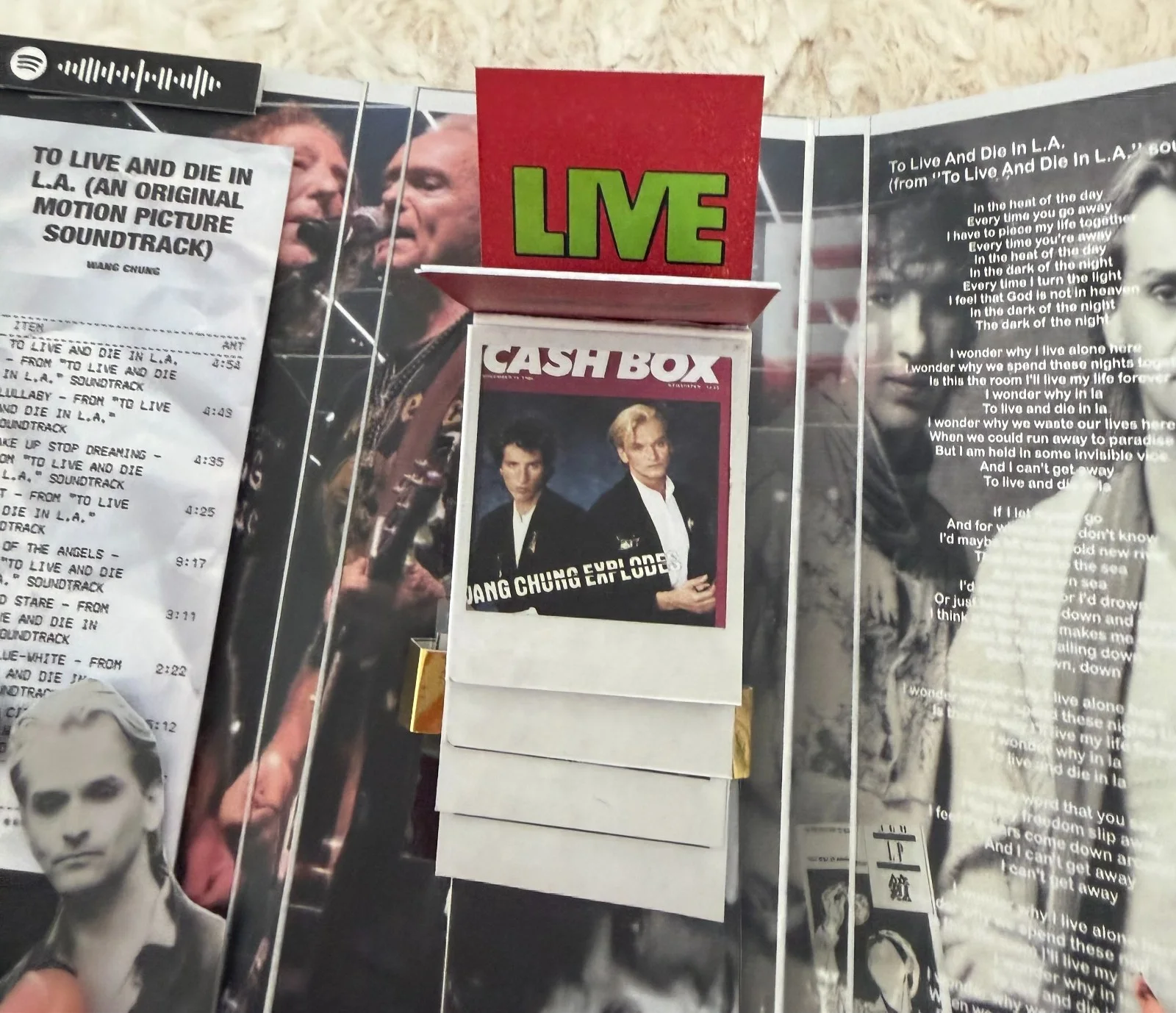 Wang Chung Autograph To Live and Die in L.A, Soundtrack Music Flip Book NEW, изображение 5