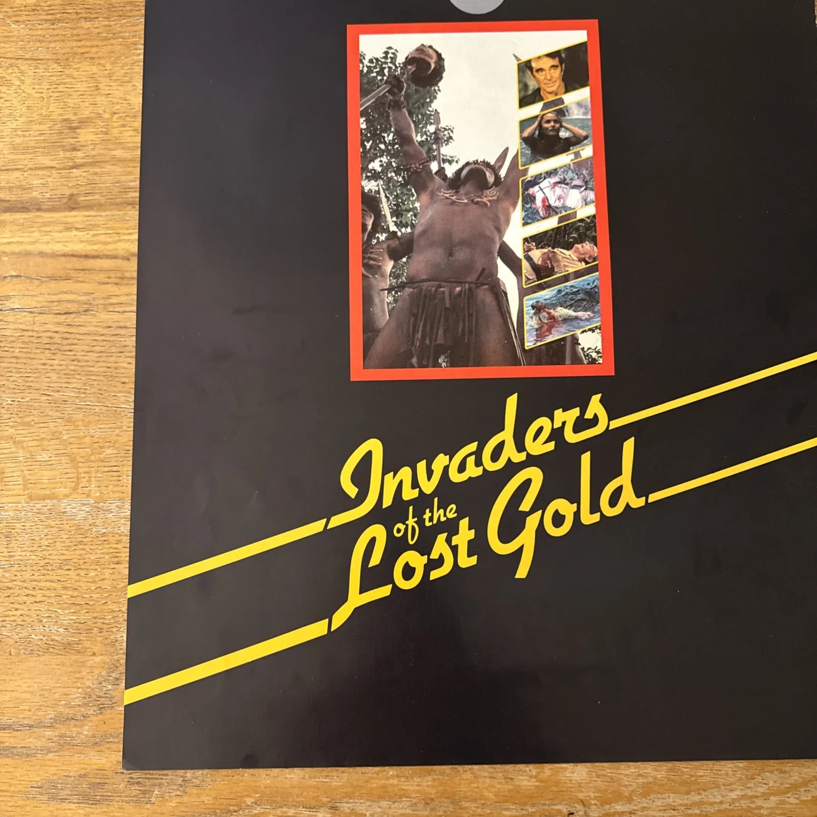 Invaders Of The Lost Gold 1982 Original Video Shop VHS Poster Rare Rolled, изображение 5