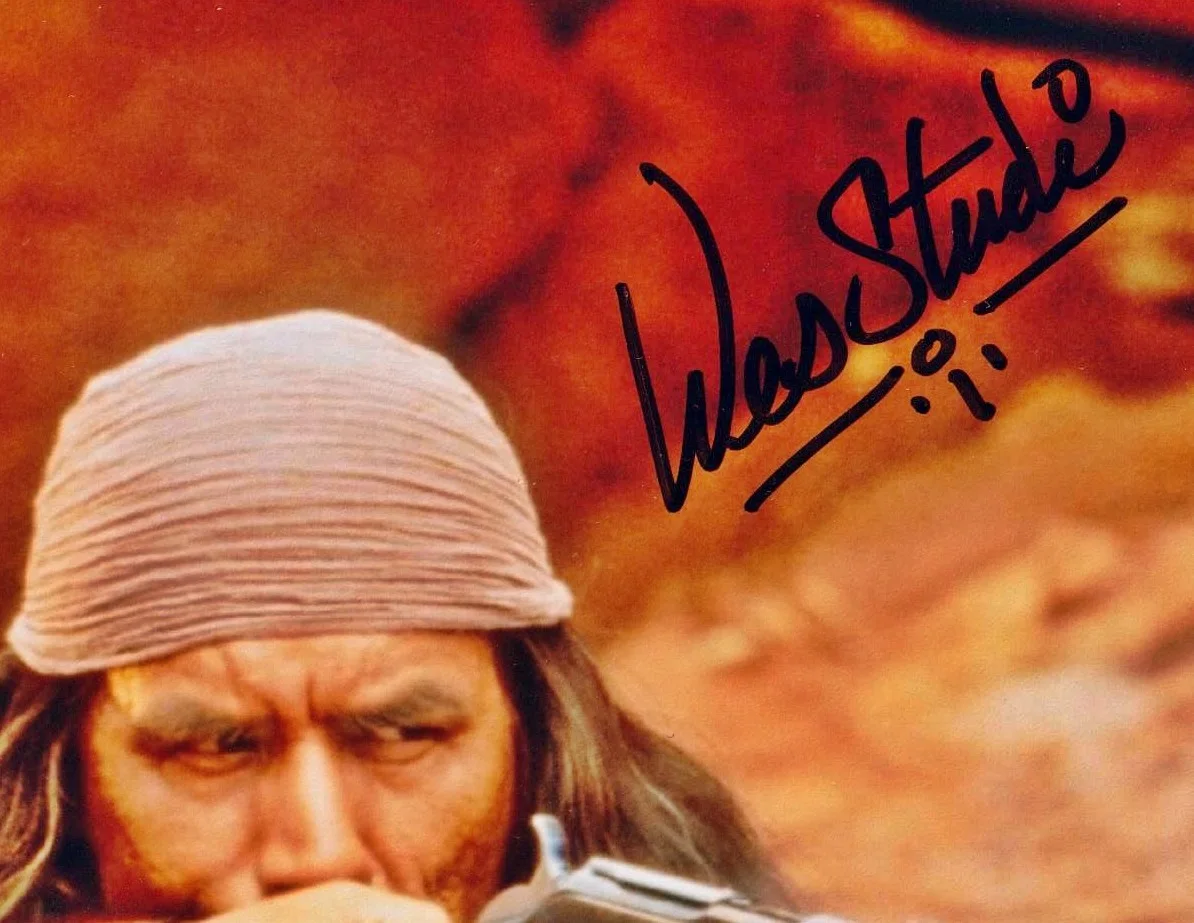Wes Studi — Indigenous Native American WES STUDI (Avatar, Geronimo) signed 8x10 Photo +COA, image 2
