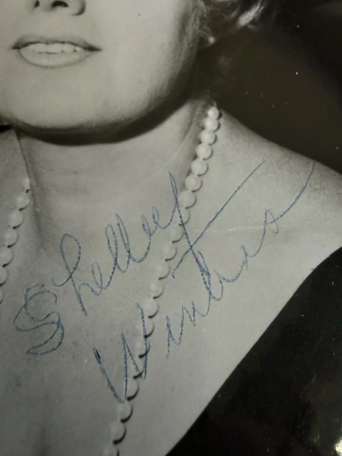 Shelley Winters Autographed 3 X 4 Photograph- Actress, изображение 2