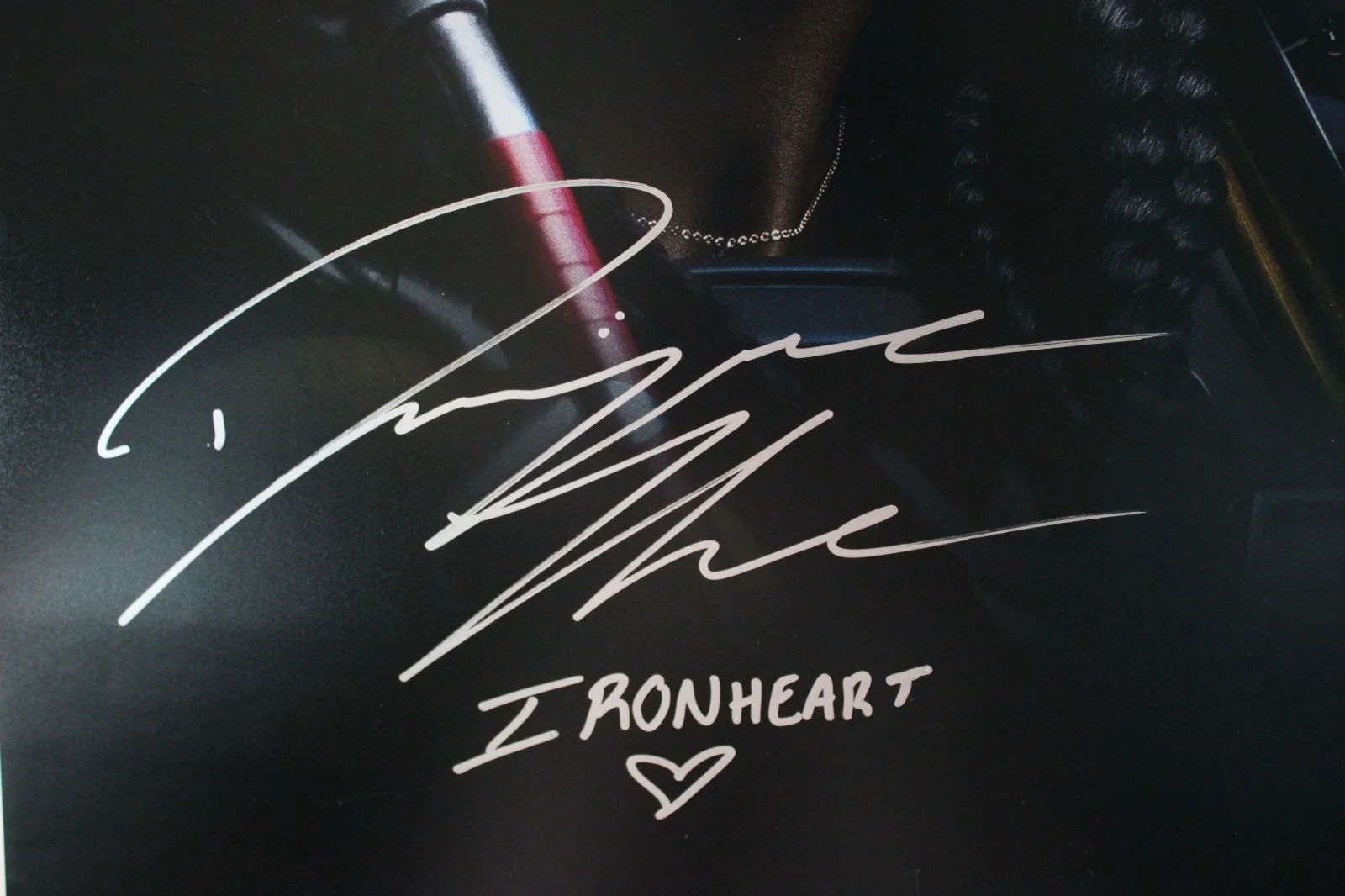 Dominique Thorne — Dominique Thorne Signed 20x30 Photo “Ironheart” Autograph Beckett COA Marvel MCU, image 2