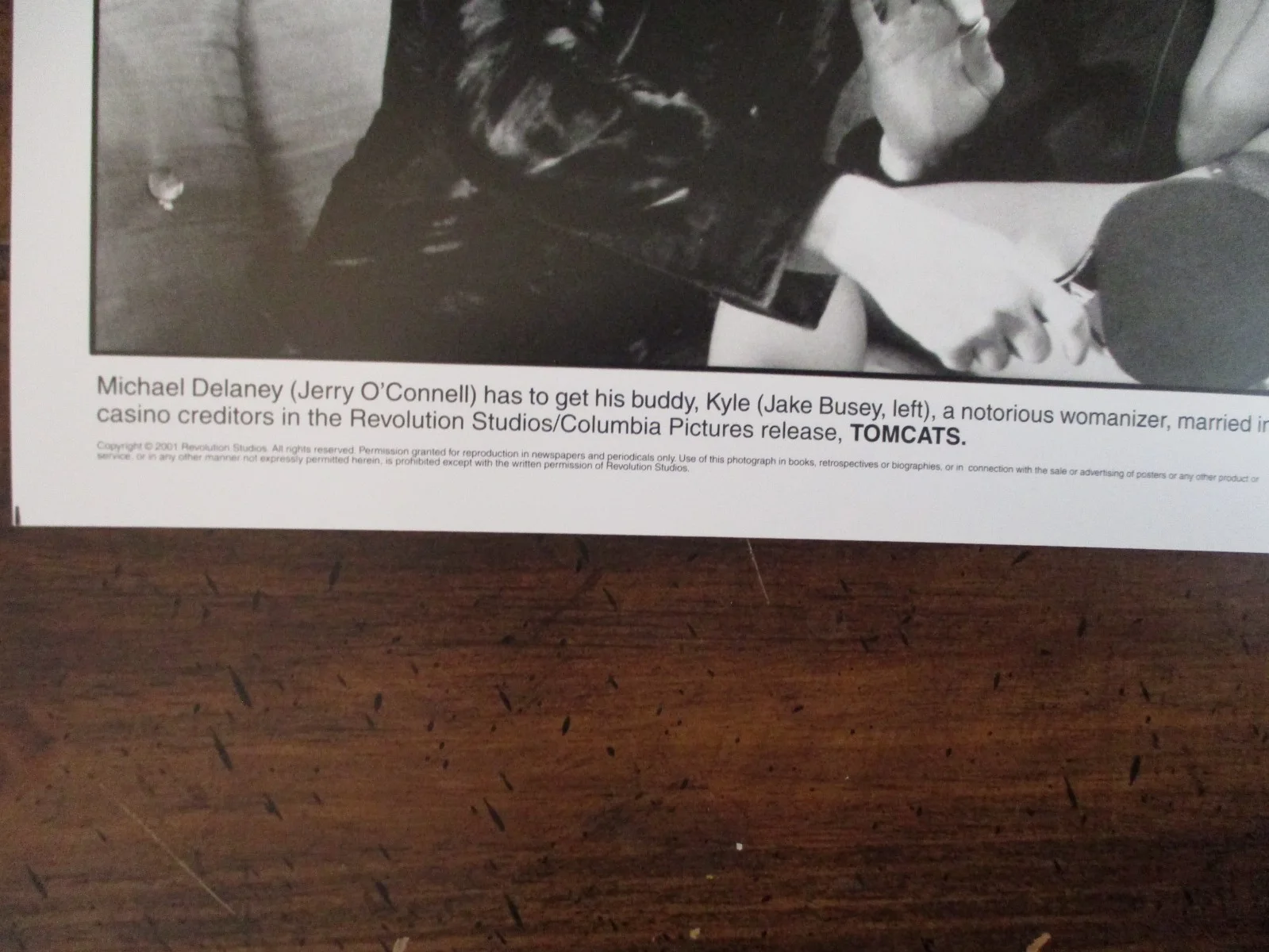 ("TOMCATS")Jake Busey/Jerry O'Connell/2001 10" x 8" Black & White Press Photo, изображение 3