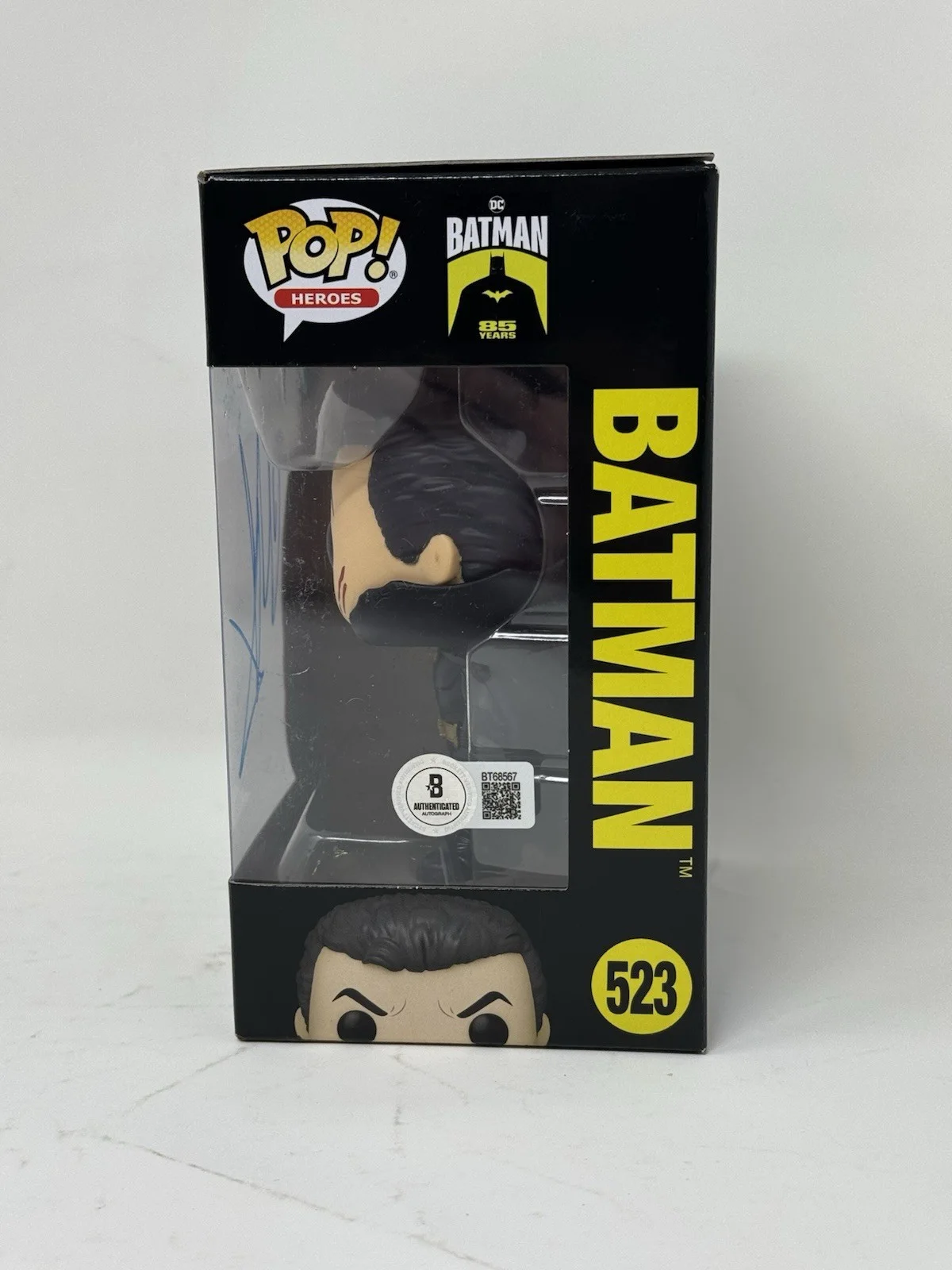 Christian Bale — Christian Bale Signed Autograph Batman Funko Pop 523 The Dark Knight Beckett COA, image 4