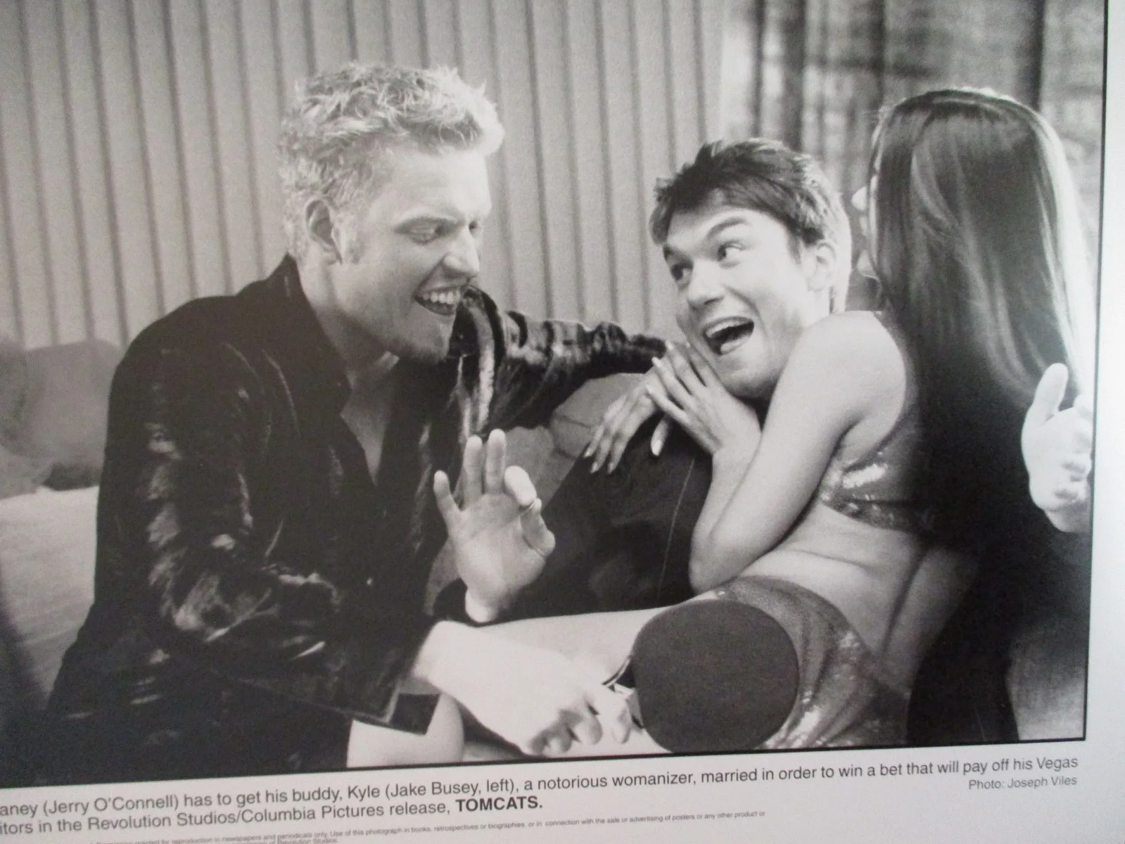 (TOMCATS) Jake Busey/Jerry O'Connell/2001 10" x 8" Black and White Press Photo, изображение 2