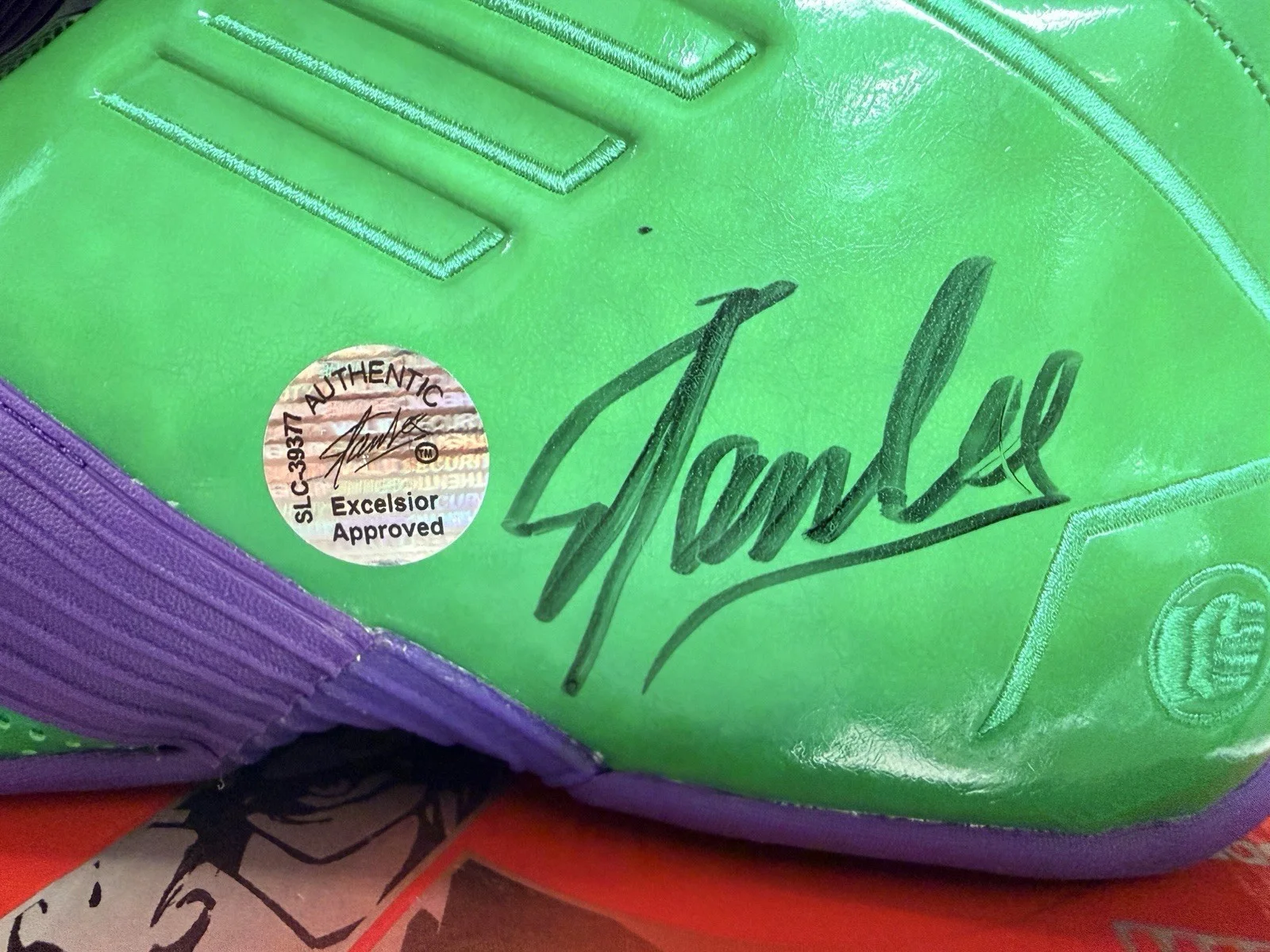 Stan Lee, Lou Ferrigno — Stan Lee And Lou Ferrigno (Original Hulk) Signed Limited Adidas Hulk Sneakers, image 2