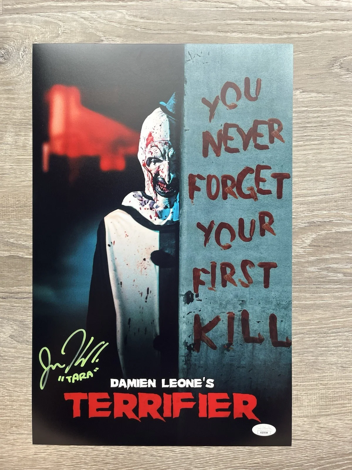 Jenna Kanell — Jenna Kanell Signed Terrifier 11x17 Photo JSA COA Tara Heyes Art The Clown, изображение 2